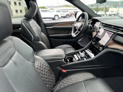 2023 Jeep Grand Cherokee Summit