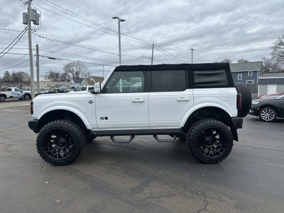 2021 Ford Bronco Base