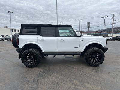 2021 Ford Bronco Base