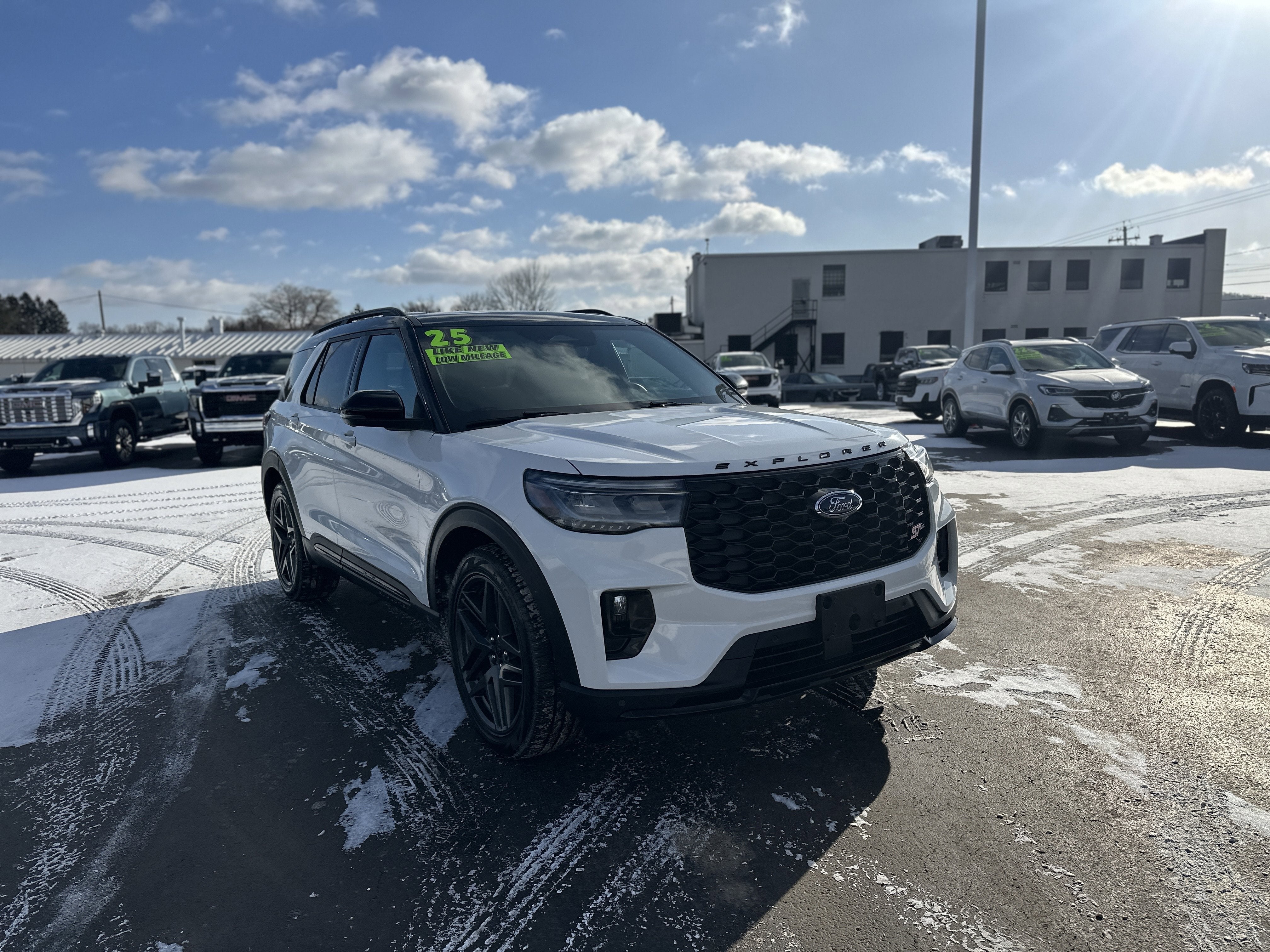2025 Ford Explorer ST