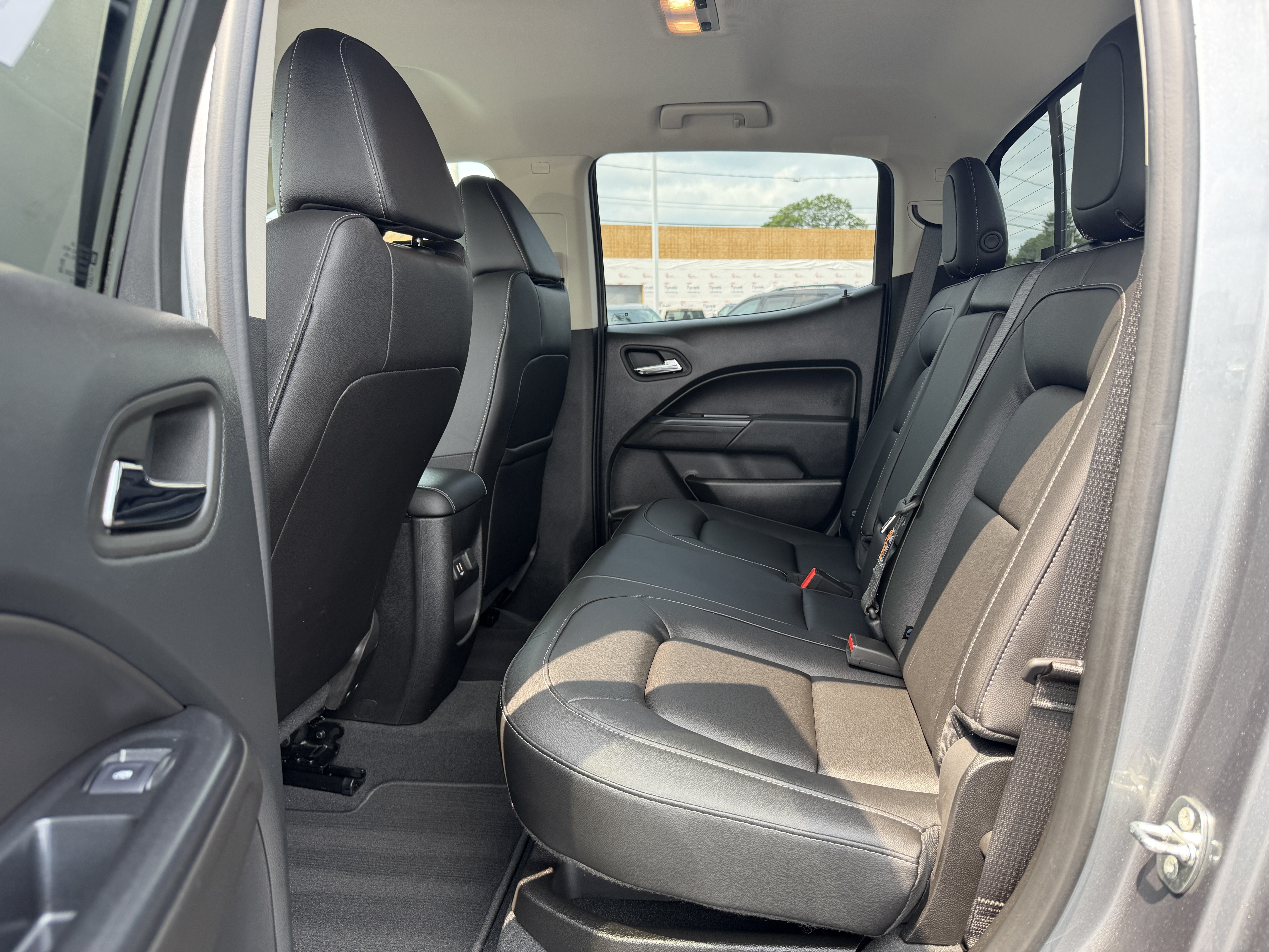 2022 Chevrolet Colorado 4WD LT