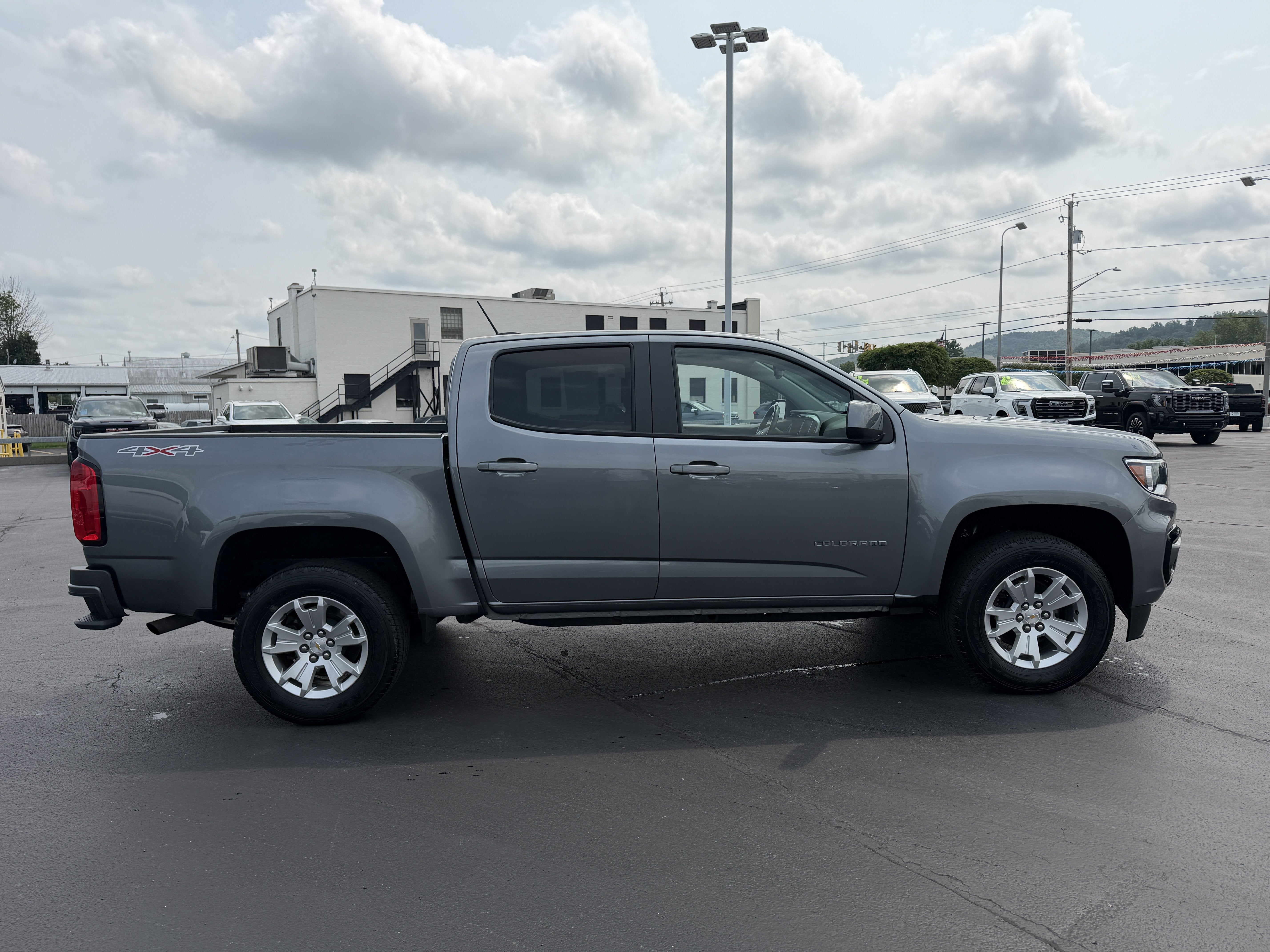 2022 Chevrolet Colorado 4WD LT