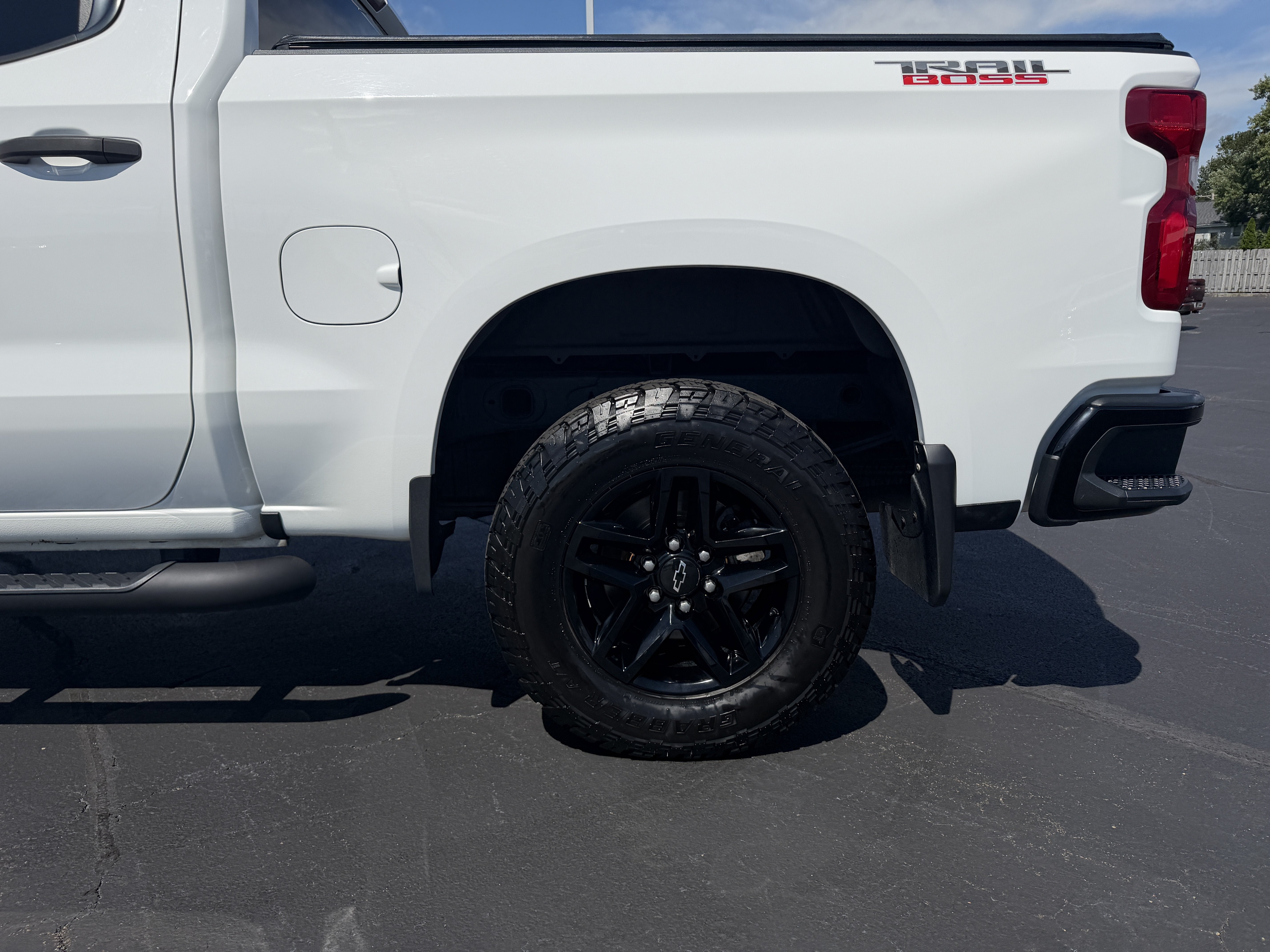 2020 Chevrolet Silverado 1500 Custom Trail Boss