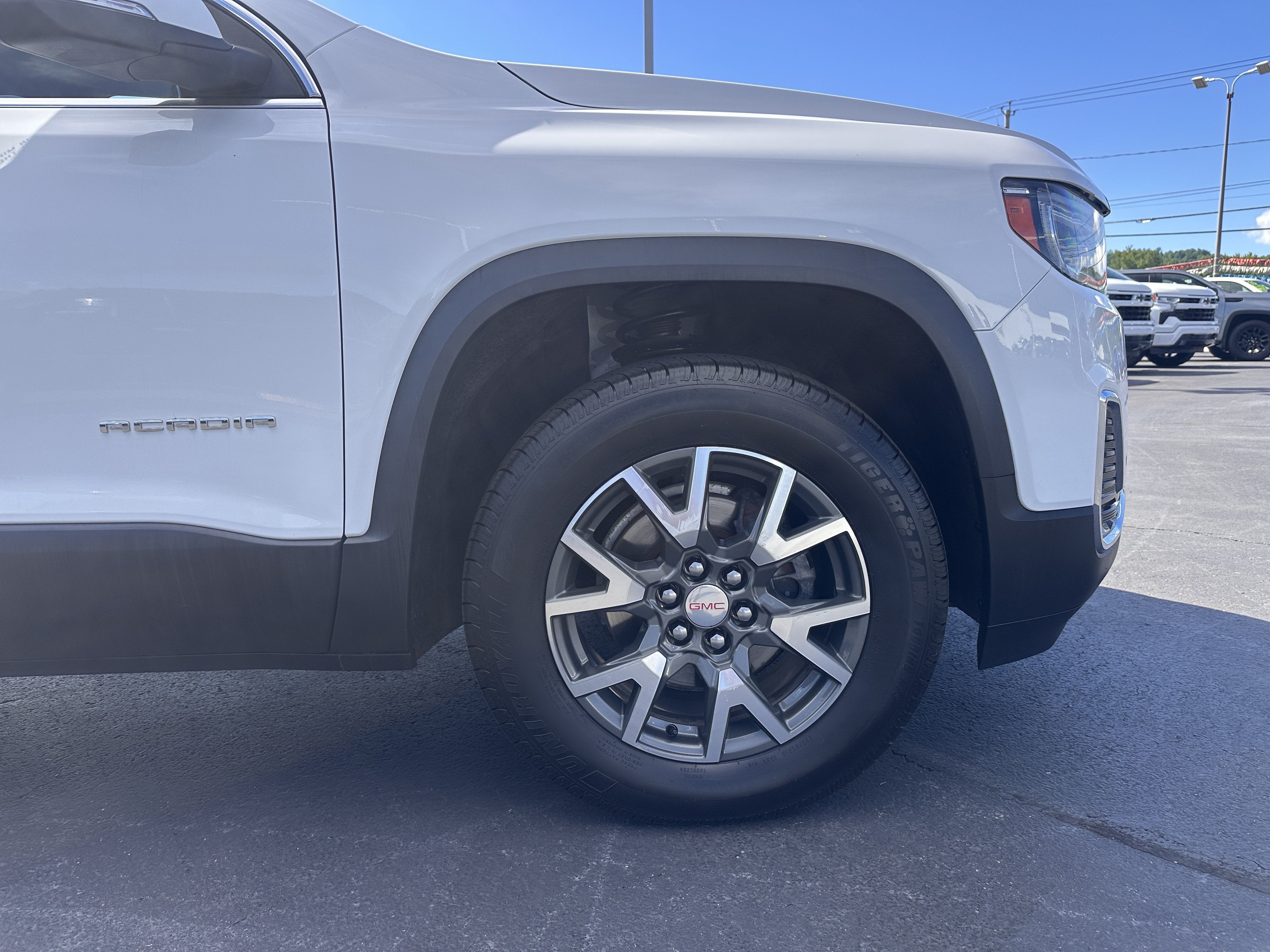 2022 GMC Acadia SLE