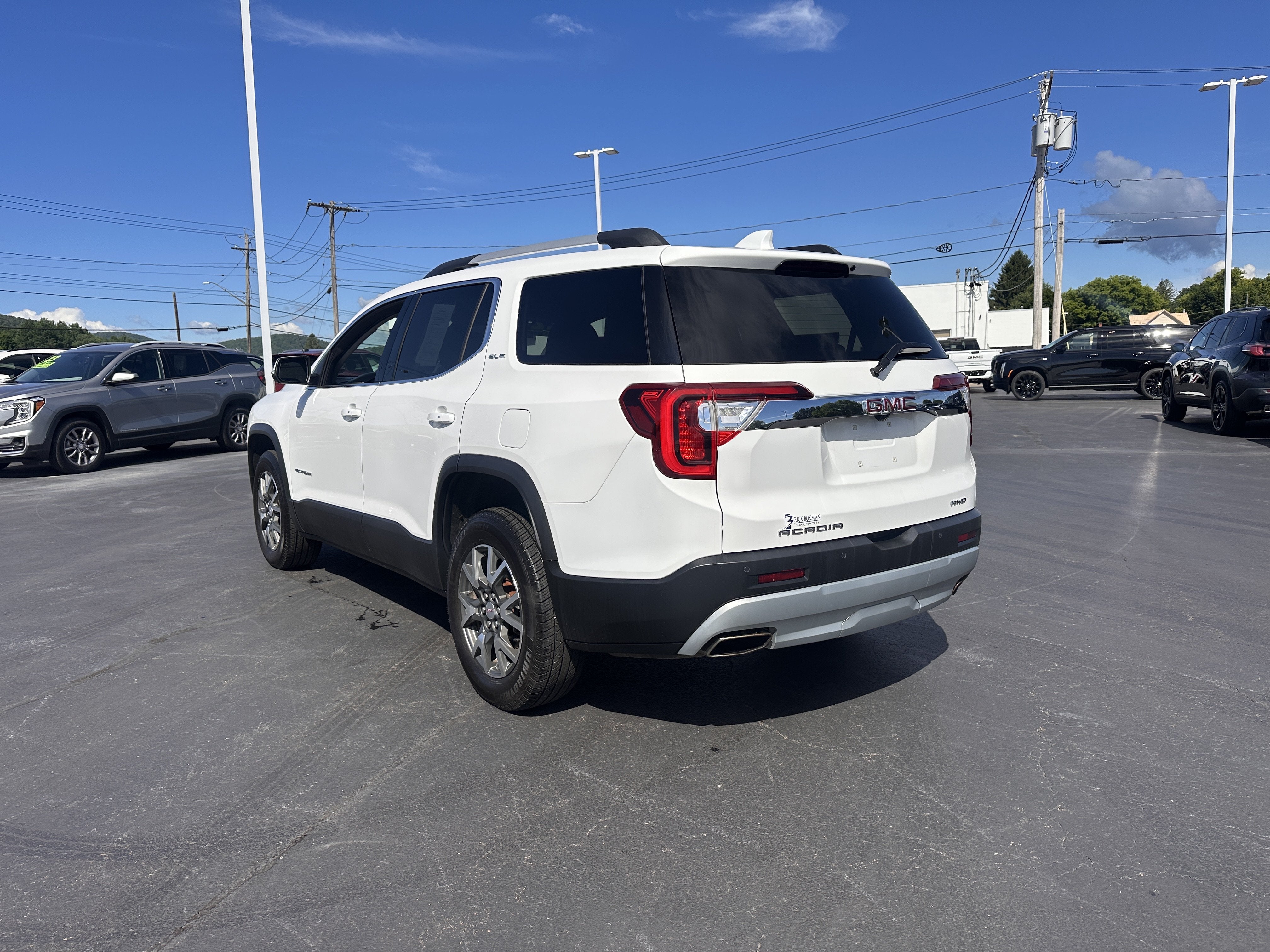 2022 GMC Acadia SLE