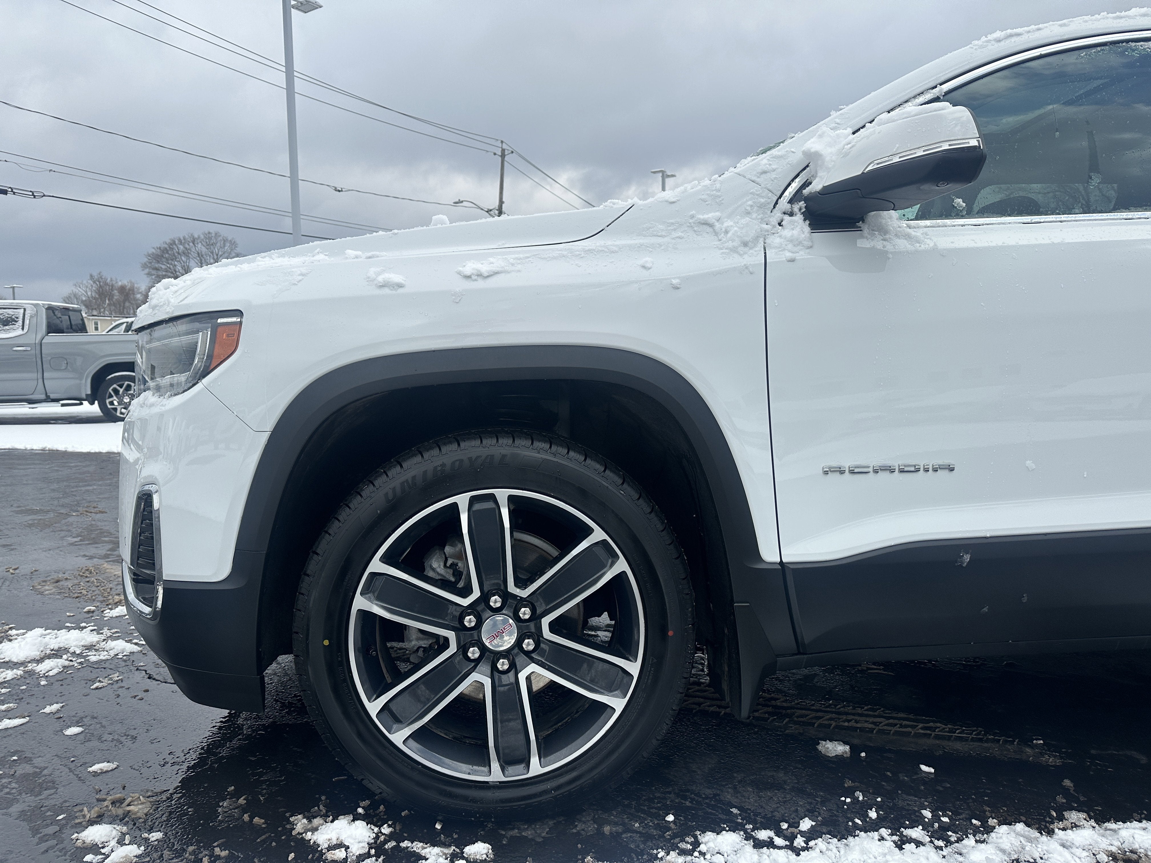 2022 GMC Acadia SLT