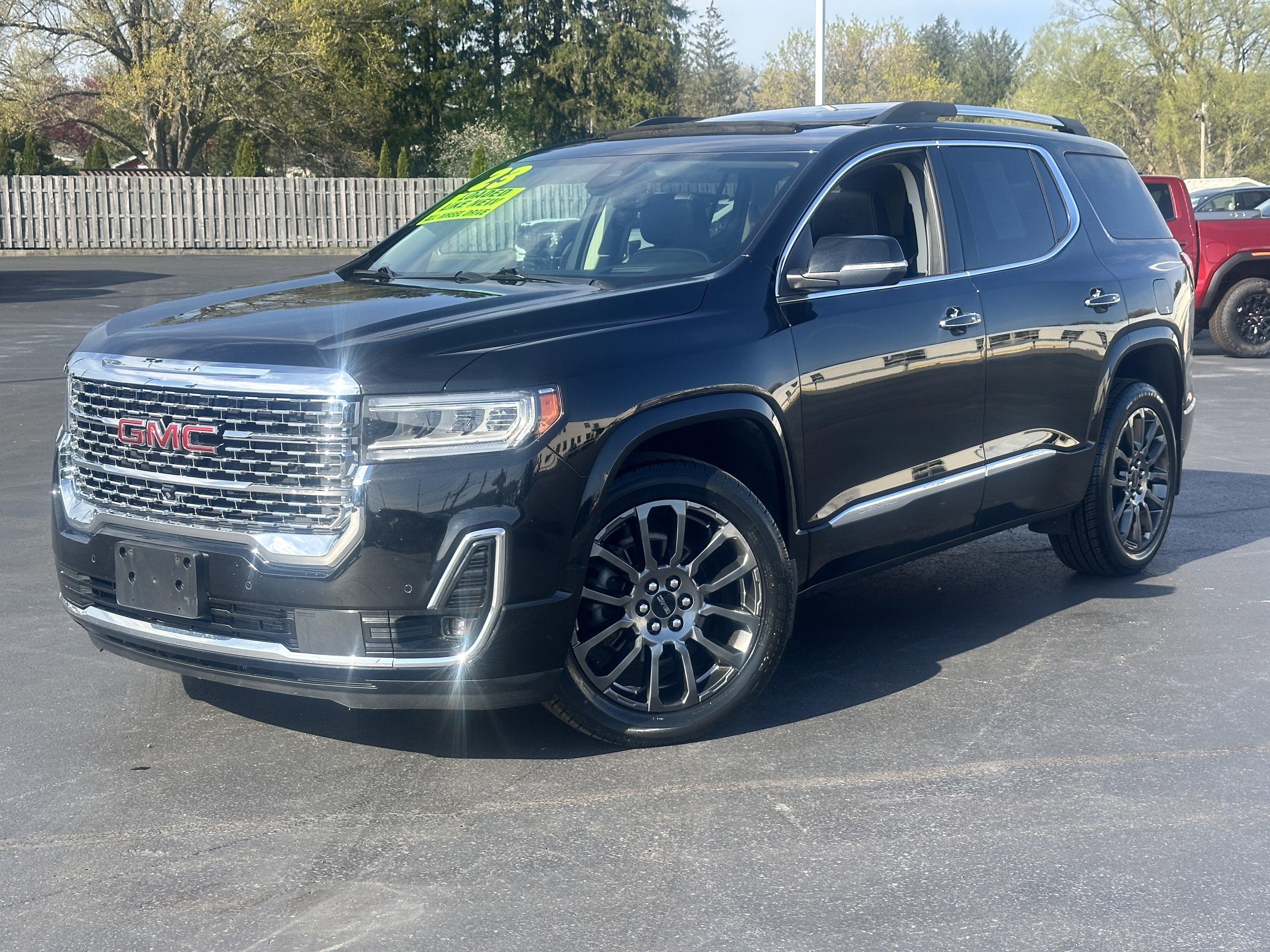 2023 GMC Acadia Denali
