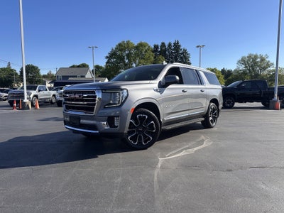 2022 GMC Yukon XL SLT
