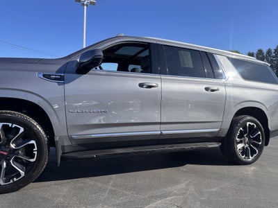 2022 GMC Yukon XL SLT