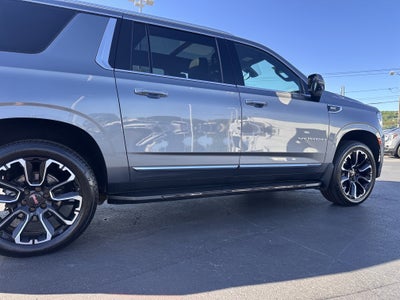 2022 GMC Yukon XL SLT