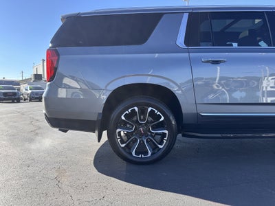 2022 GMC Yukon XL SLT