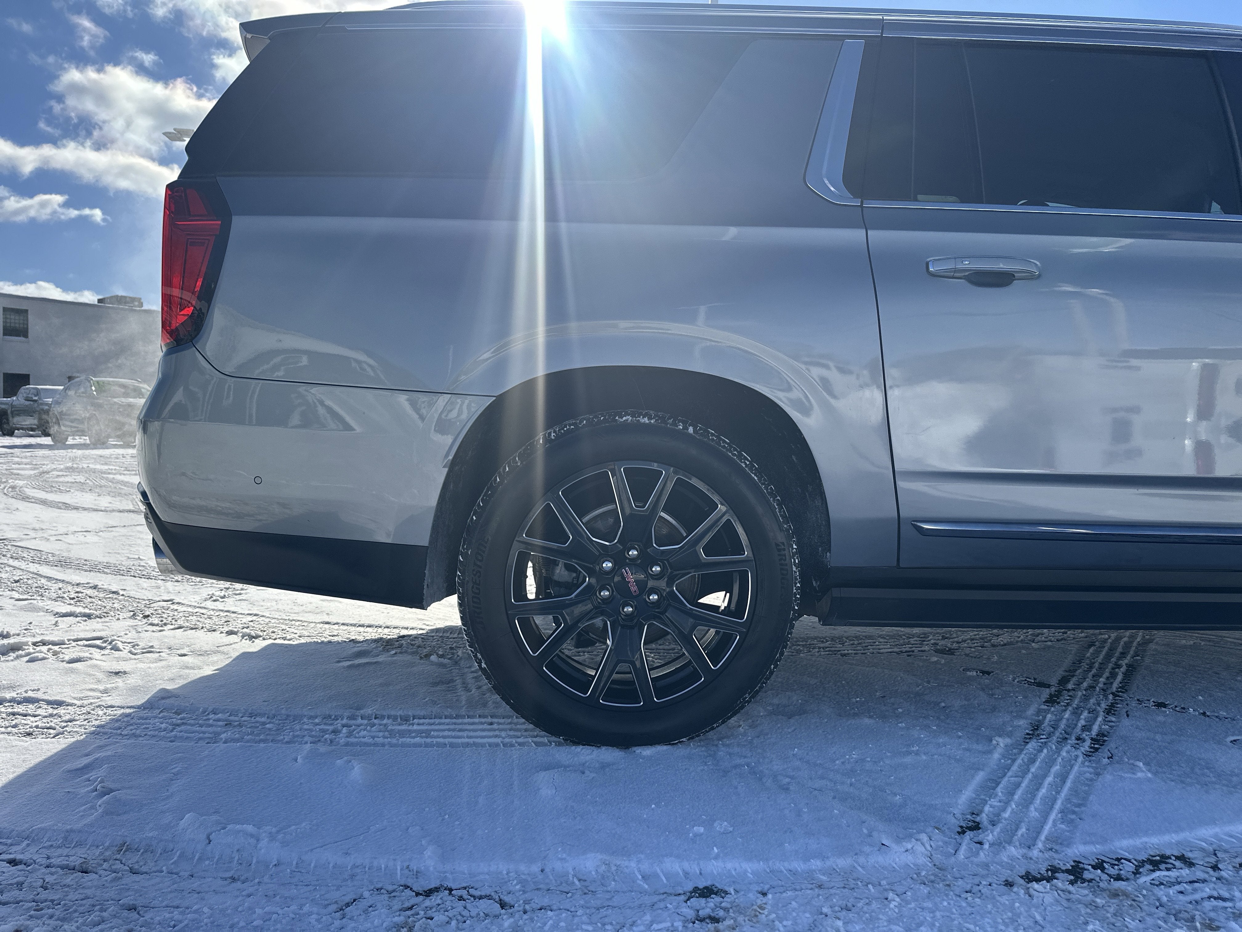 2024 GMC Yukon XL Denali Ultimate