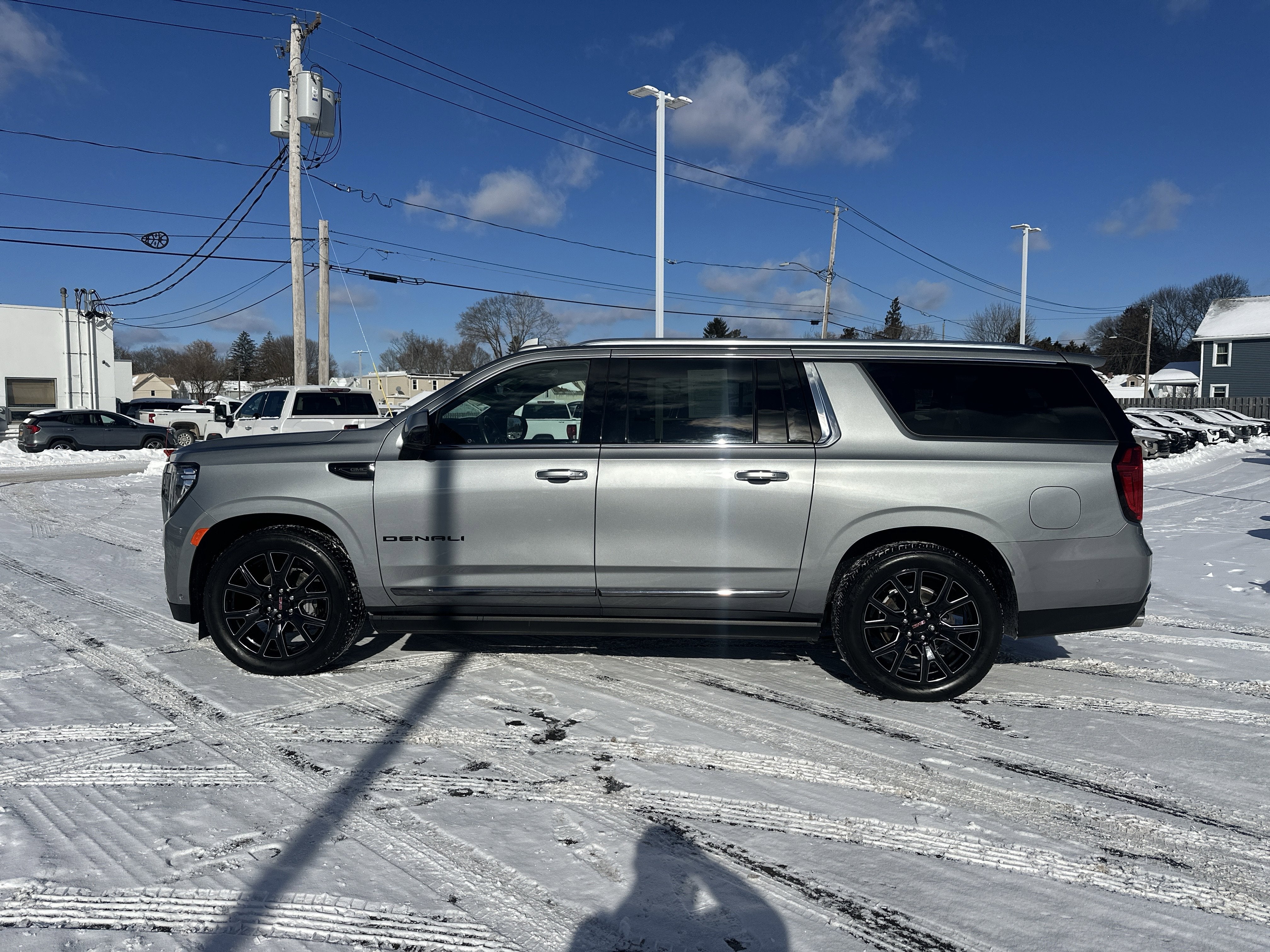 2024 GMC Yukon XL Denali Ultimate