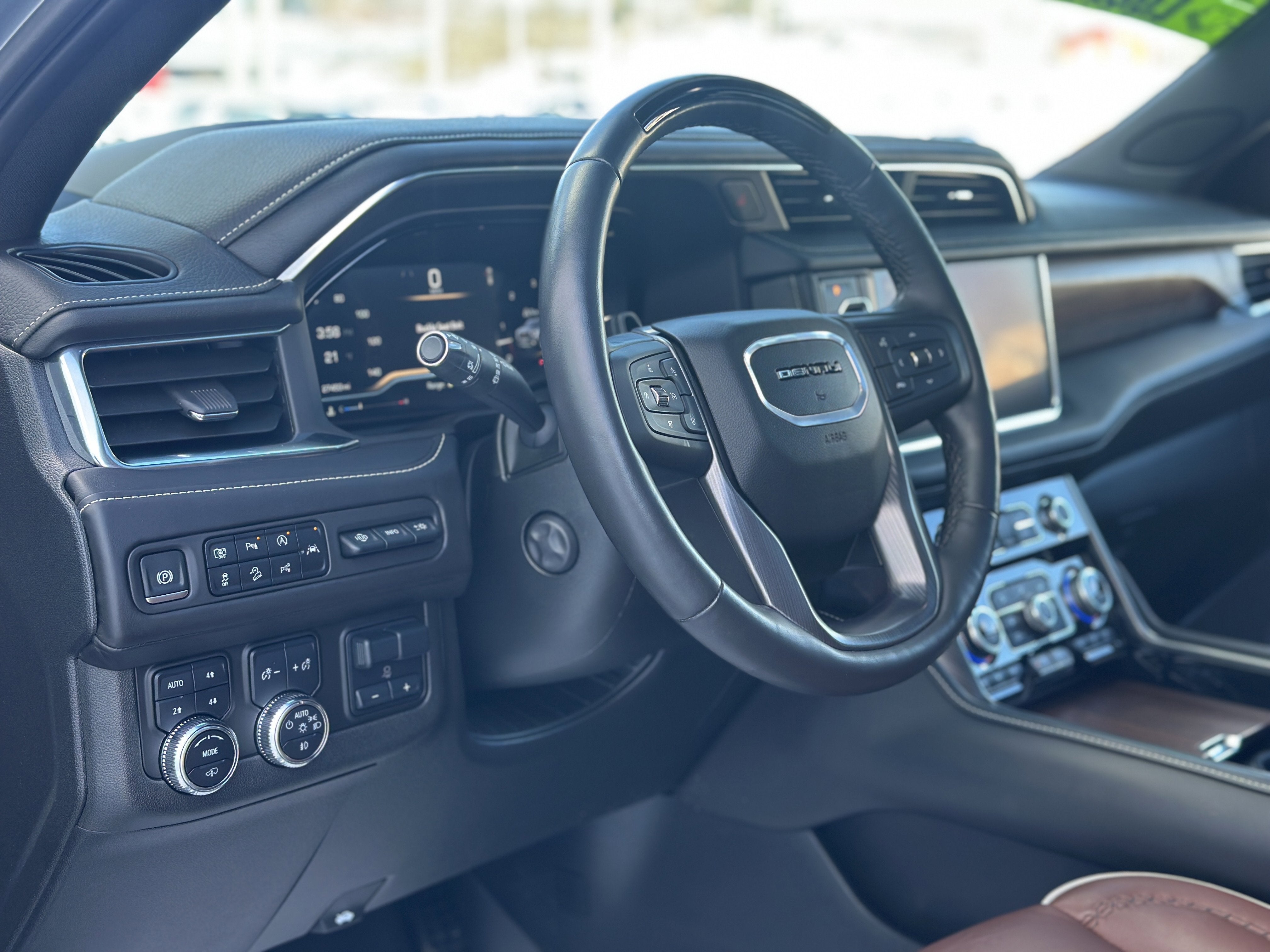 2024 GMC Yukon XL Denali Ultimate