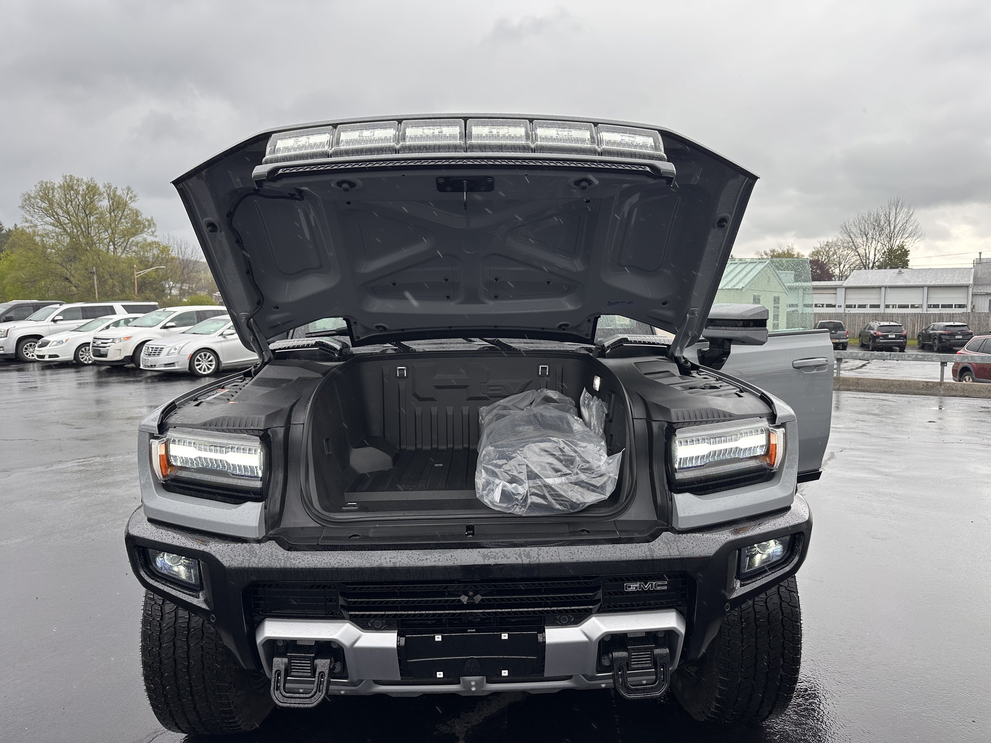 2025 GMC HUMMER EV SUV 2X