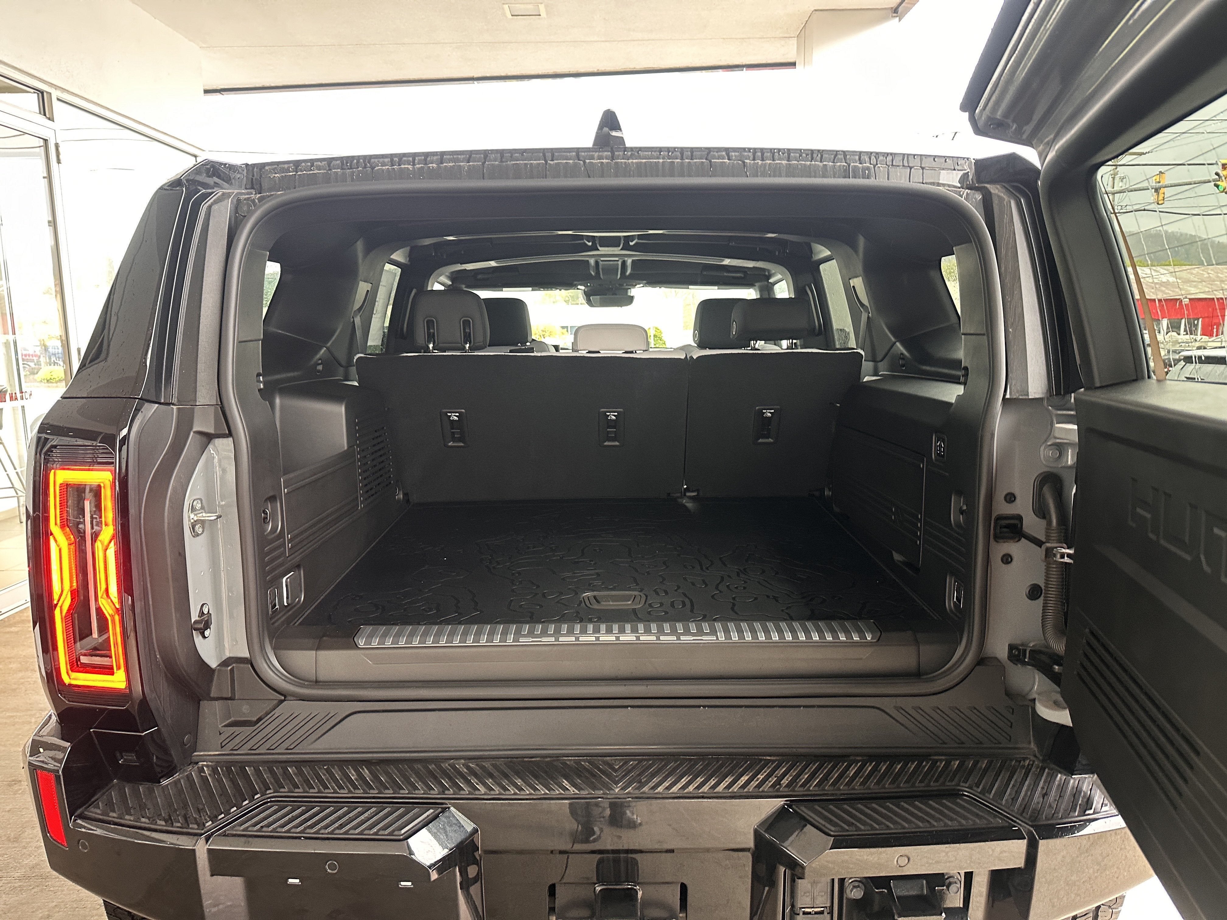 2025 GMC HUMMER EV SUV 2X
