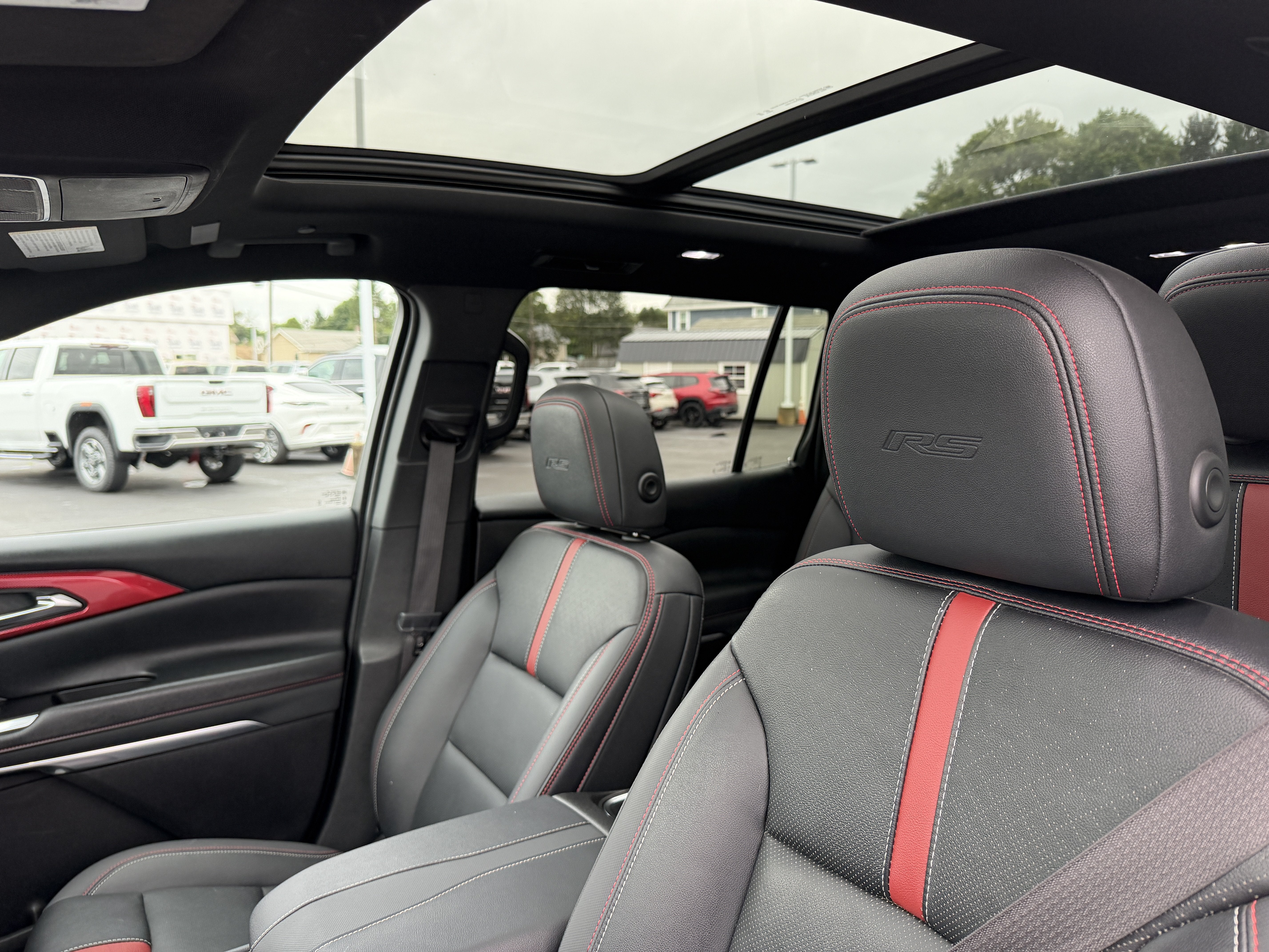 2024 Chevrolet Traverse RS