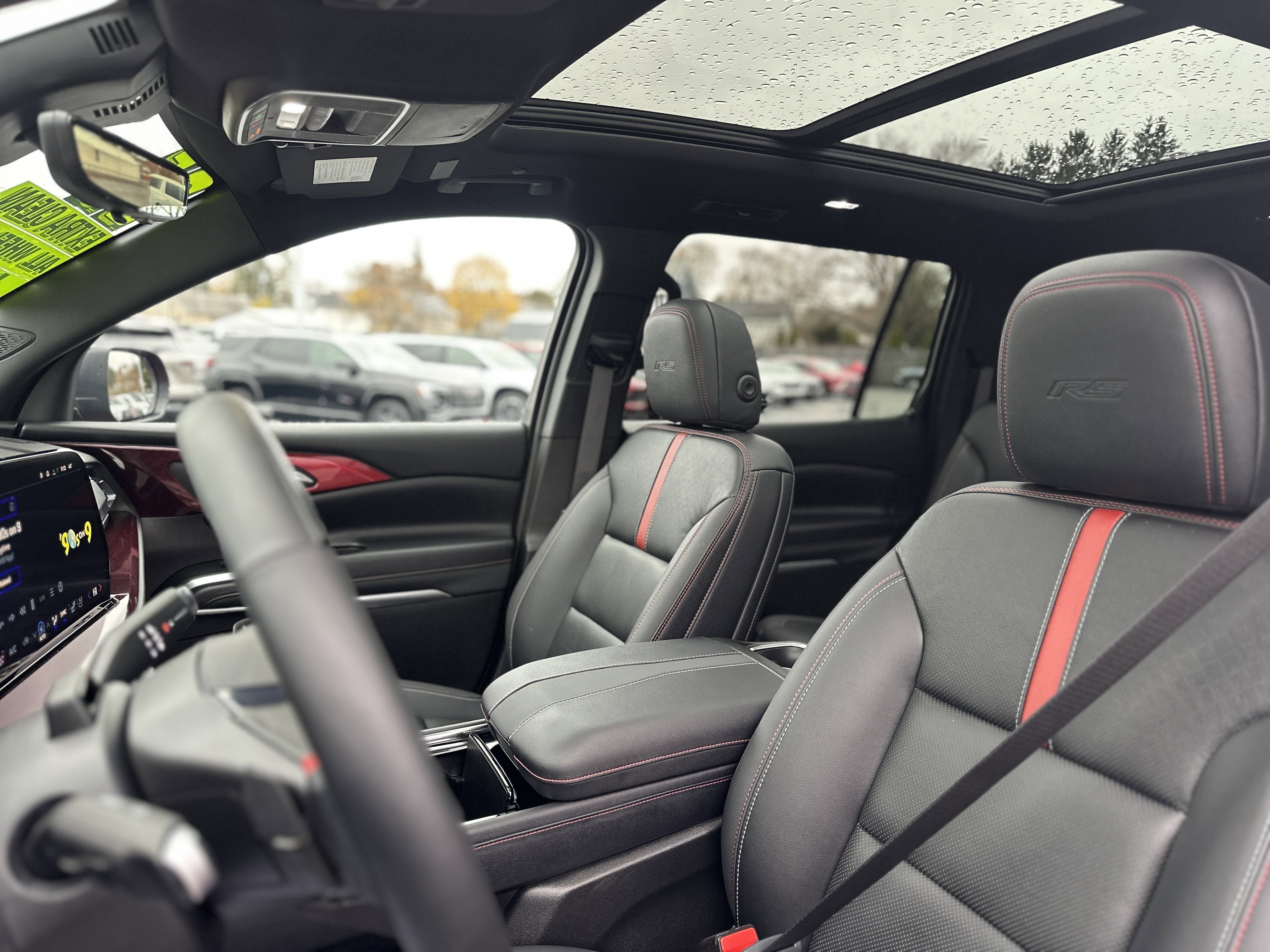 2025 Chevrolet Traverse RS