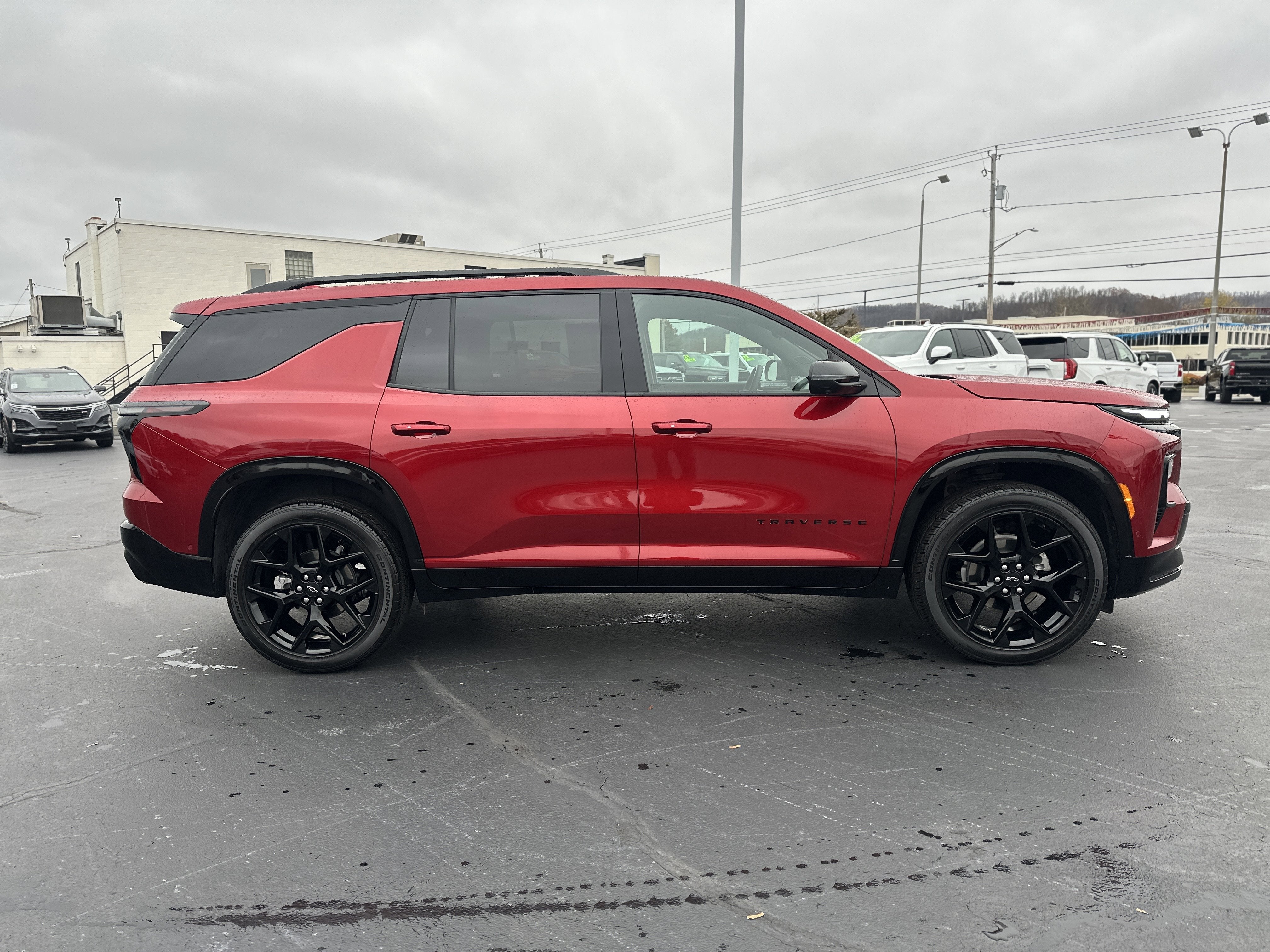2025 Chevrolet Traverse RS