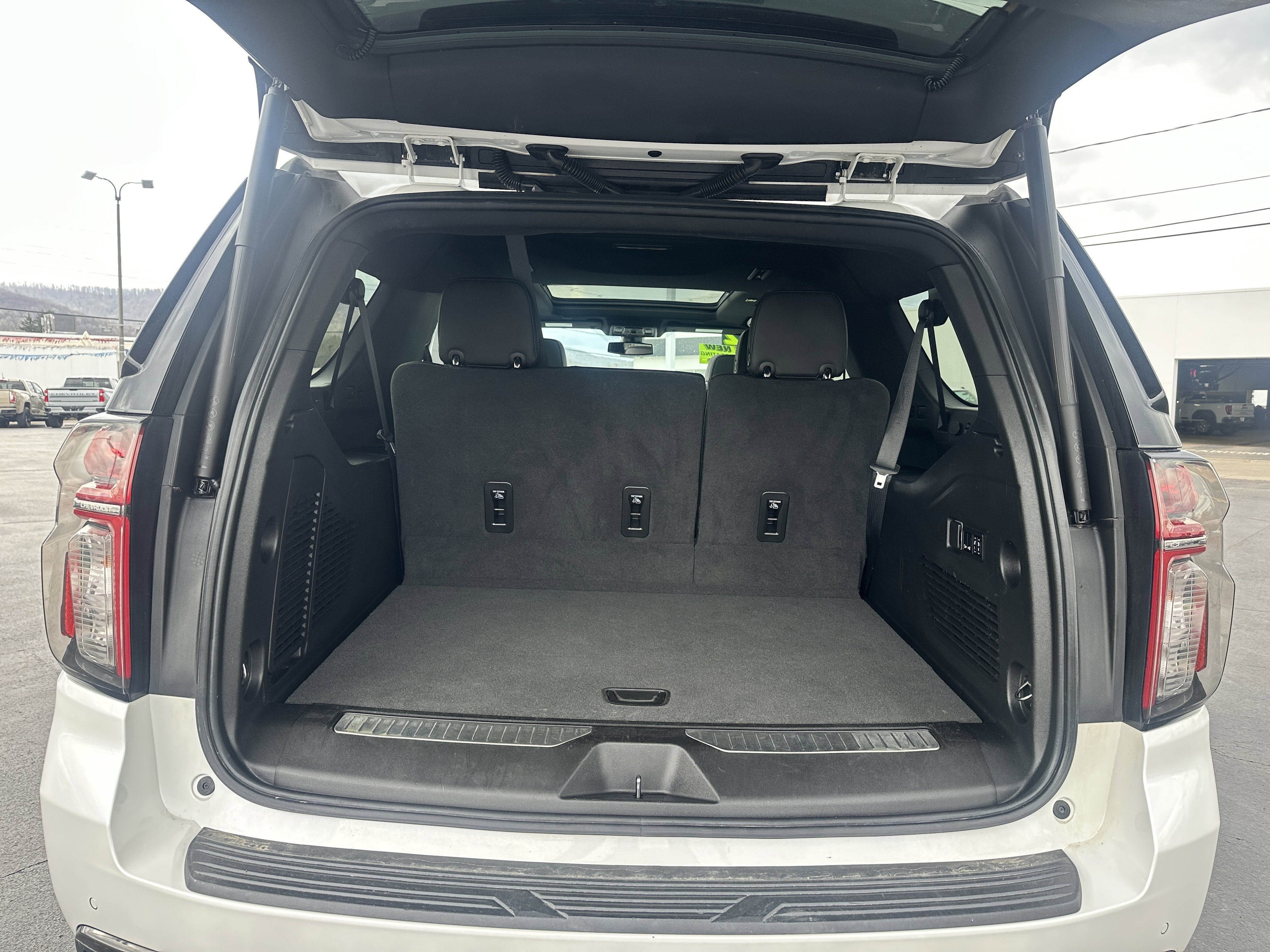 2022 Chevrolet Suburban RST