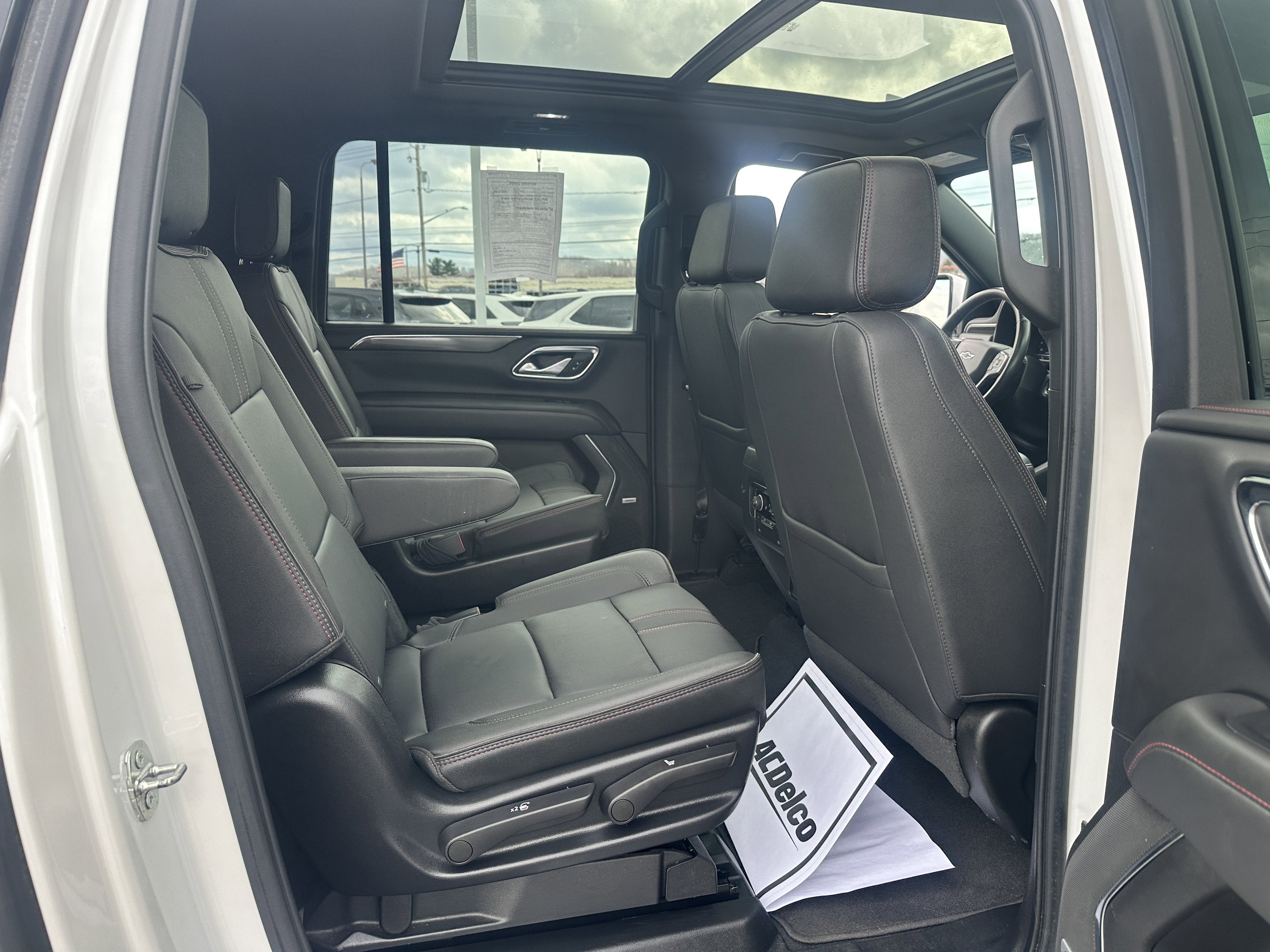 2022 Chevrolet Suburban RST