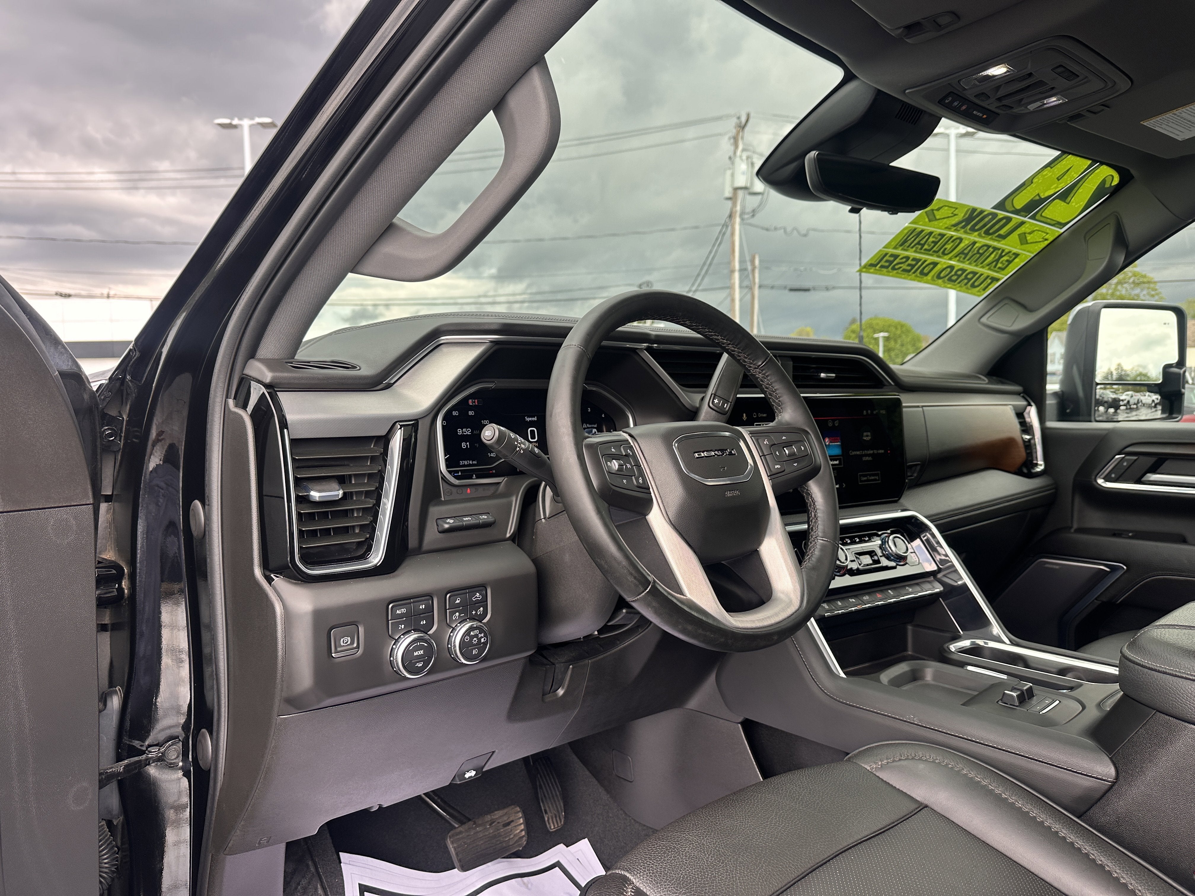 2024 GMC Sierra 2500 HD Denali