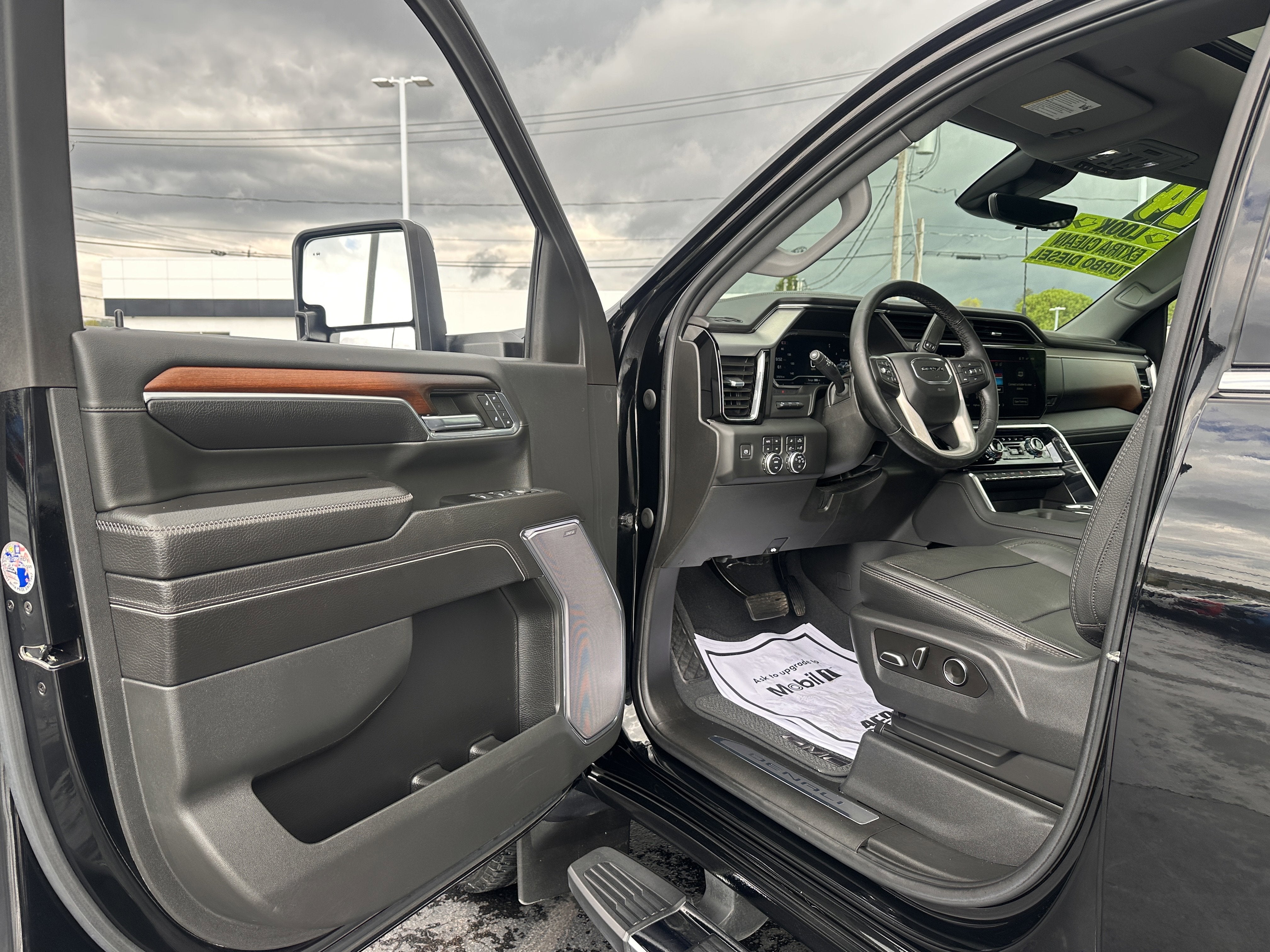 2024 GMC Sierra 2500 HD Denali