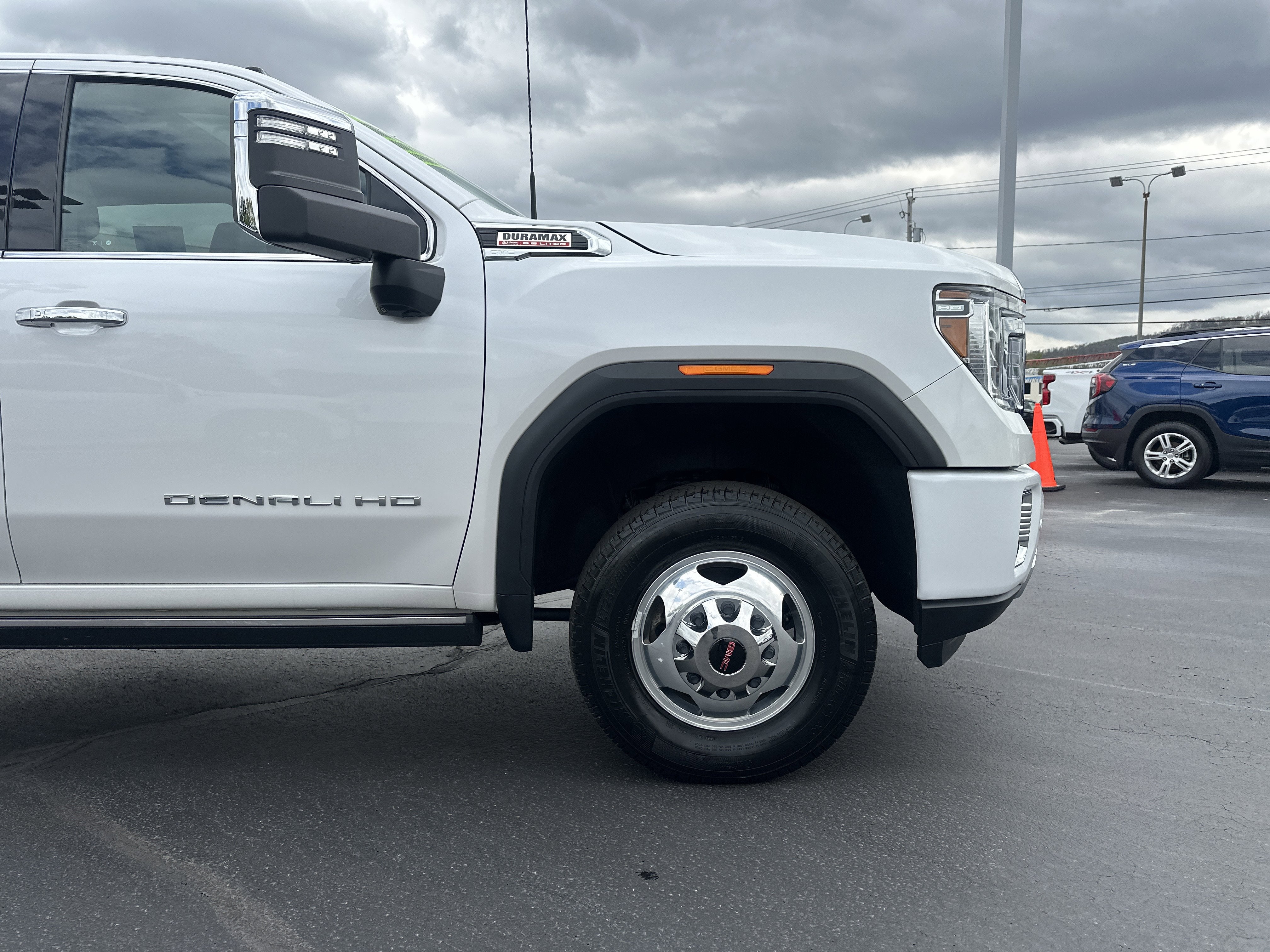2023 GMC Sierra 3500 HD Denali