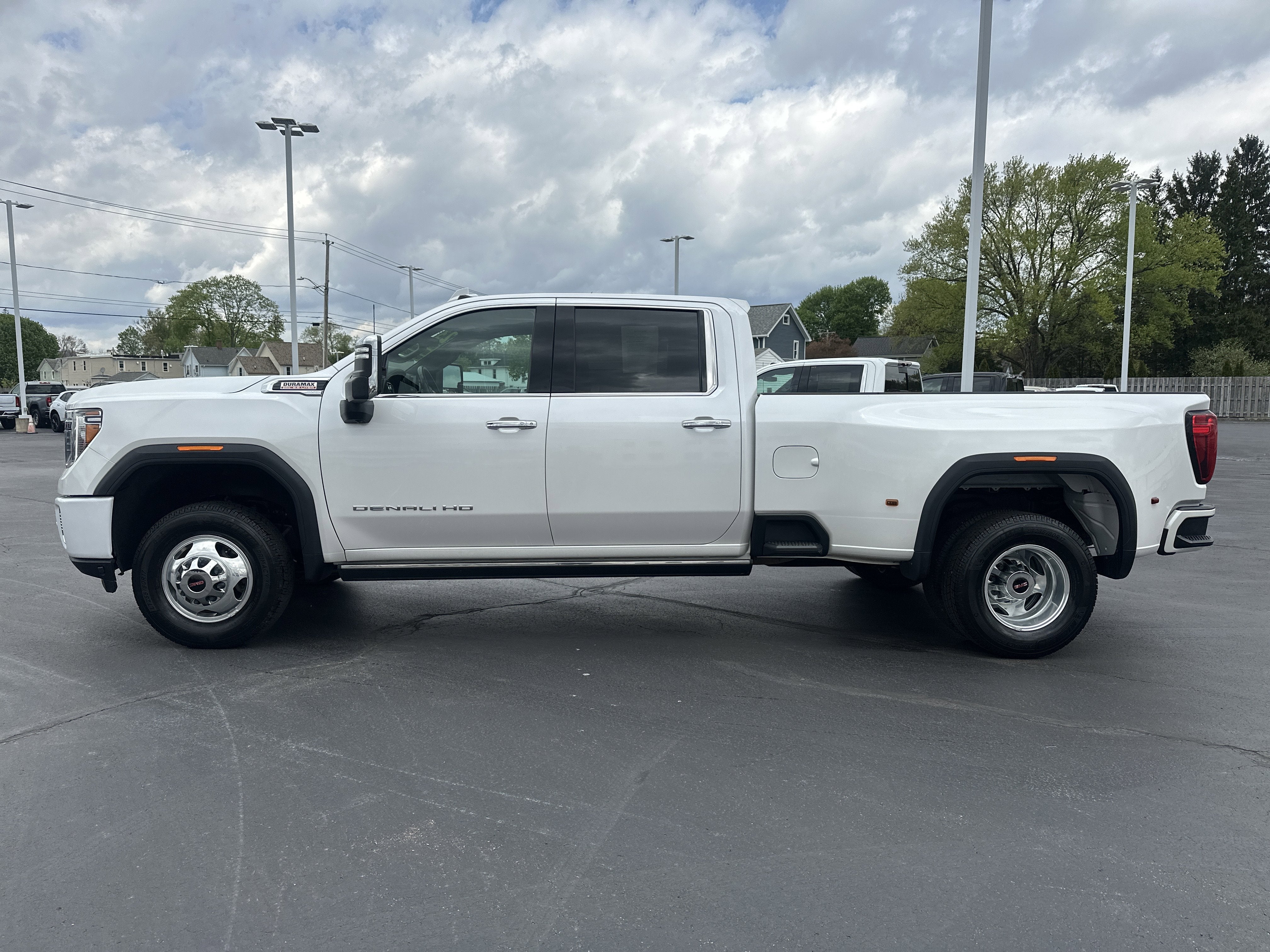 2023 GMC Sierra 3500 HD Denali