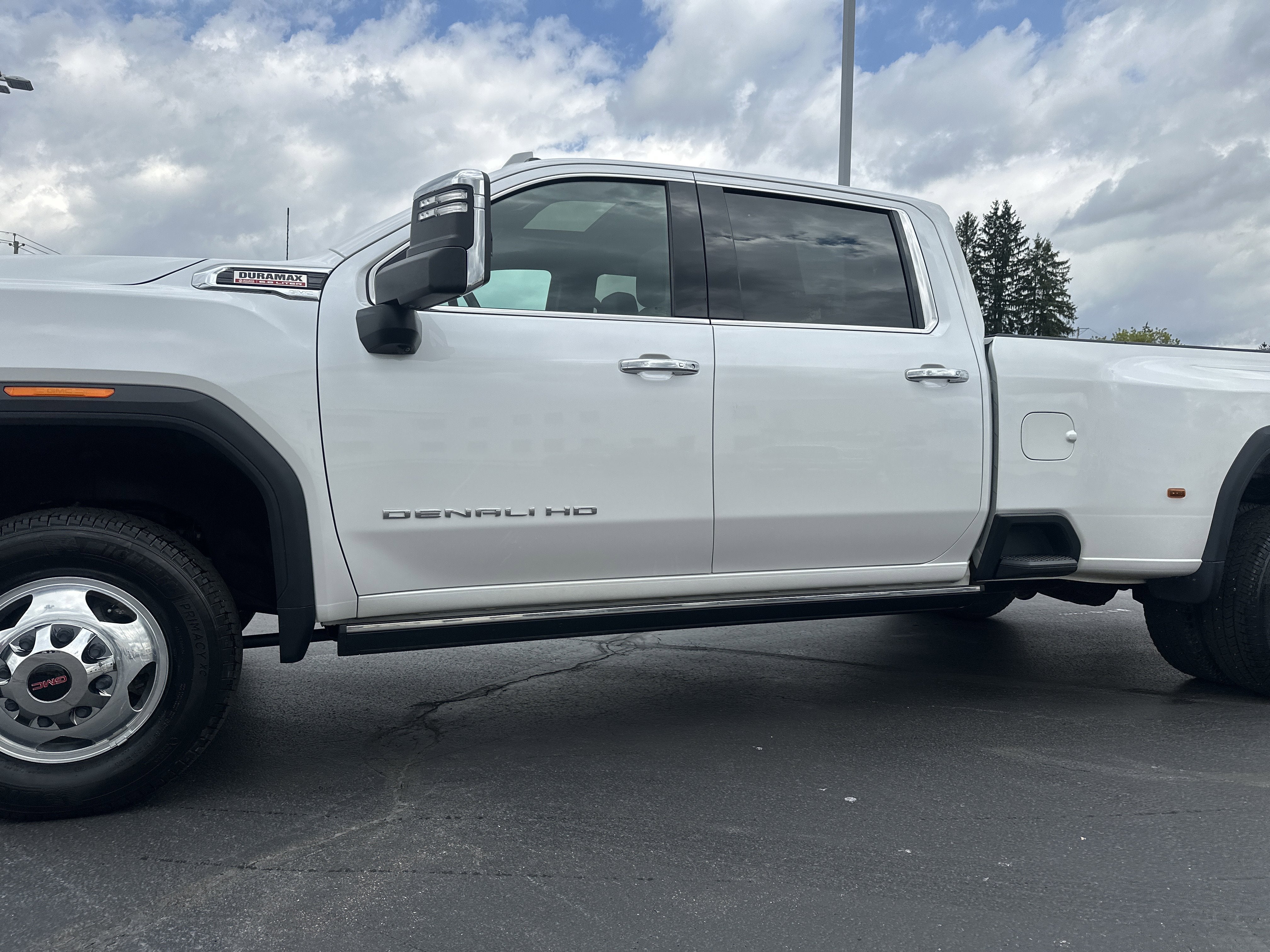 2023 GMC Sierra 3500 HD Denali