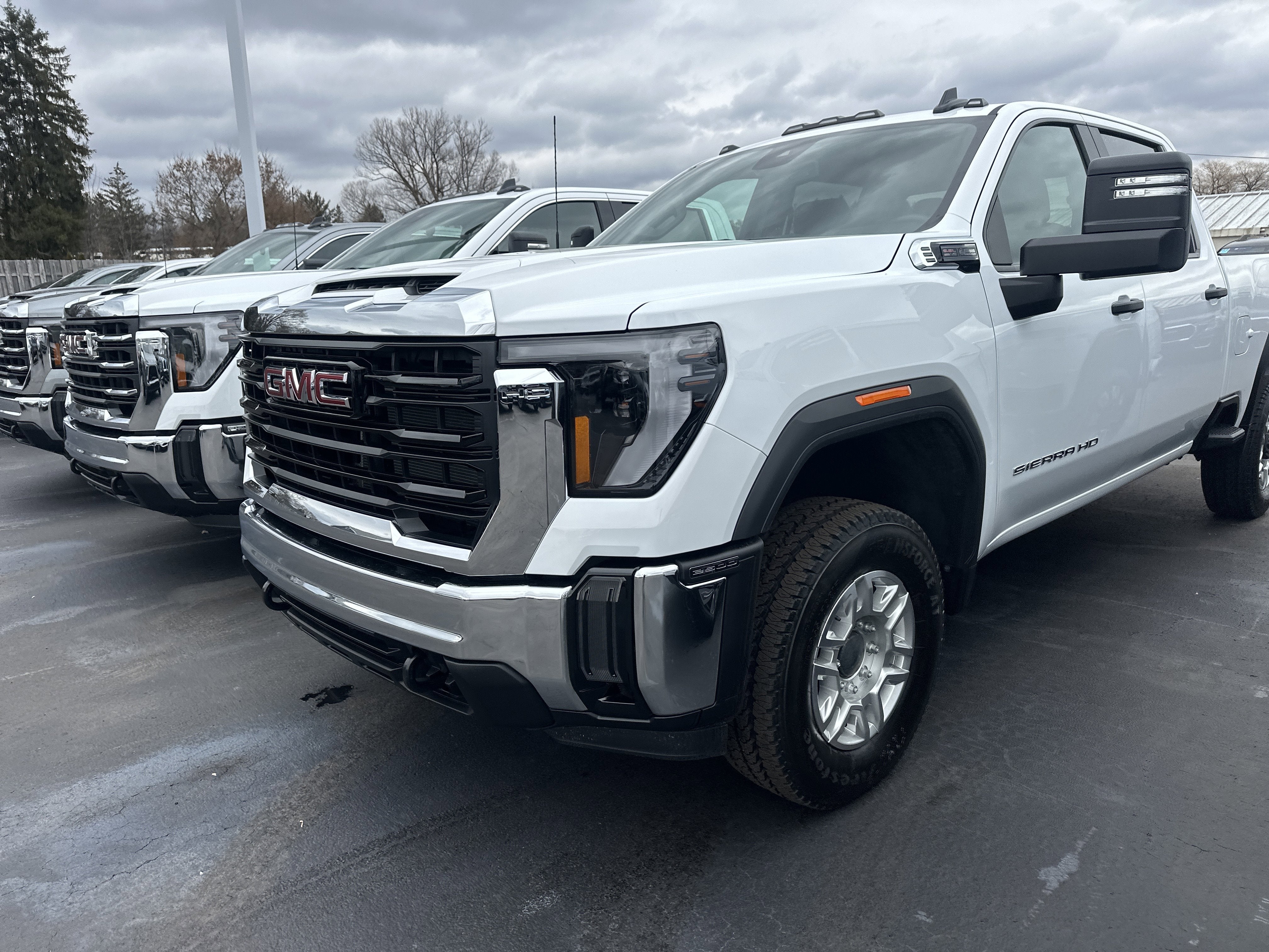 2026 GMC Sierra 2500 HD Pro