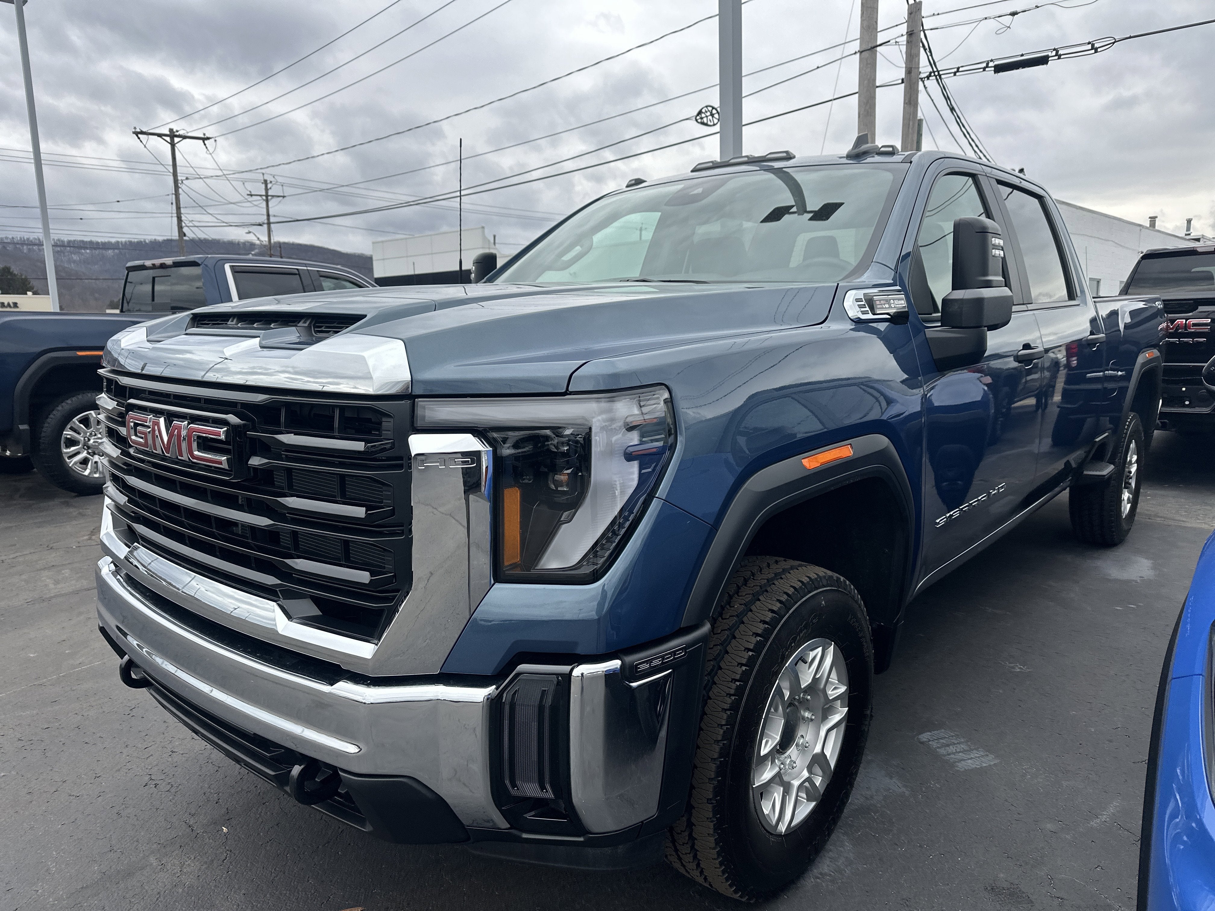 2026 GMC Sierra 2500 HD Pro