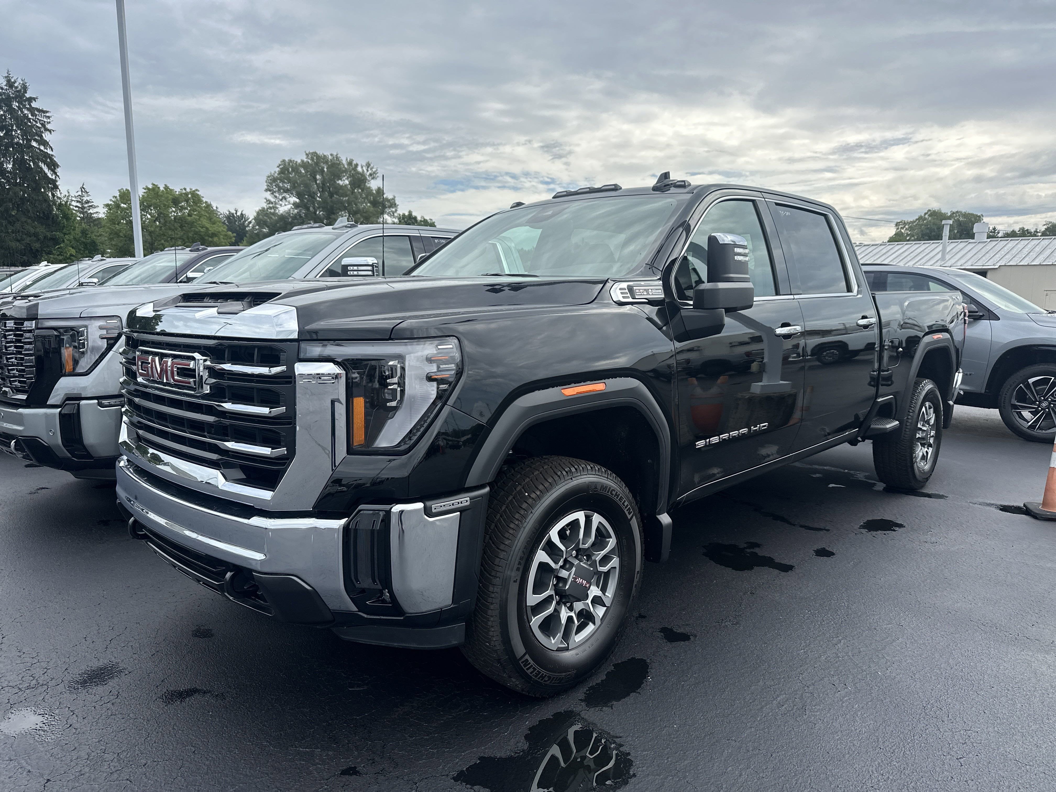 2025 GMC Sierra 2500 HD SLT