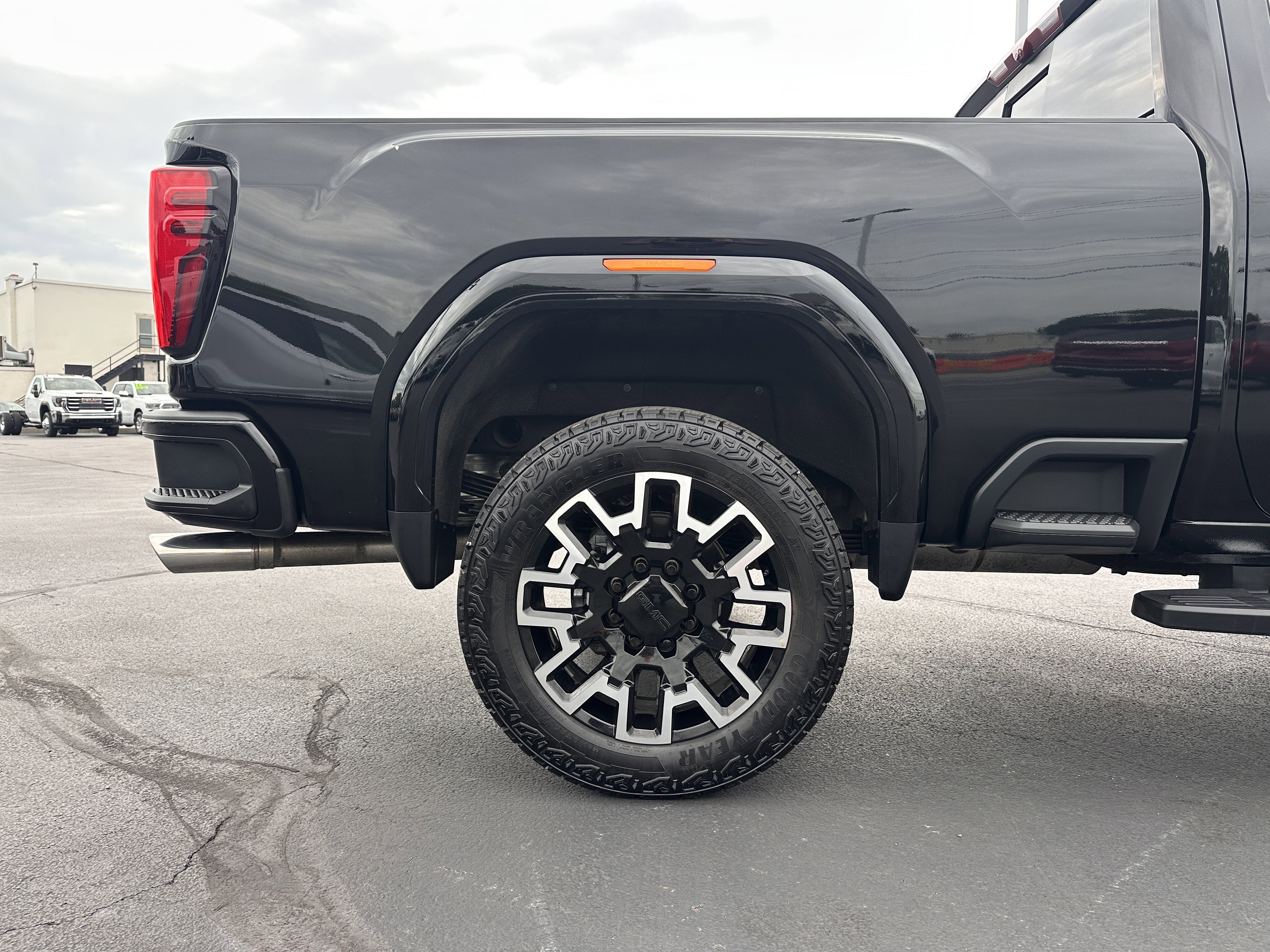 2025 GMC Sierra 2500 HD Denali
