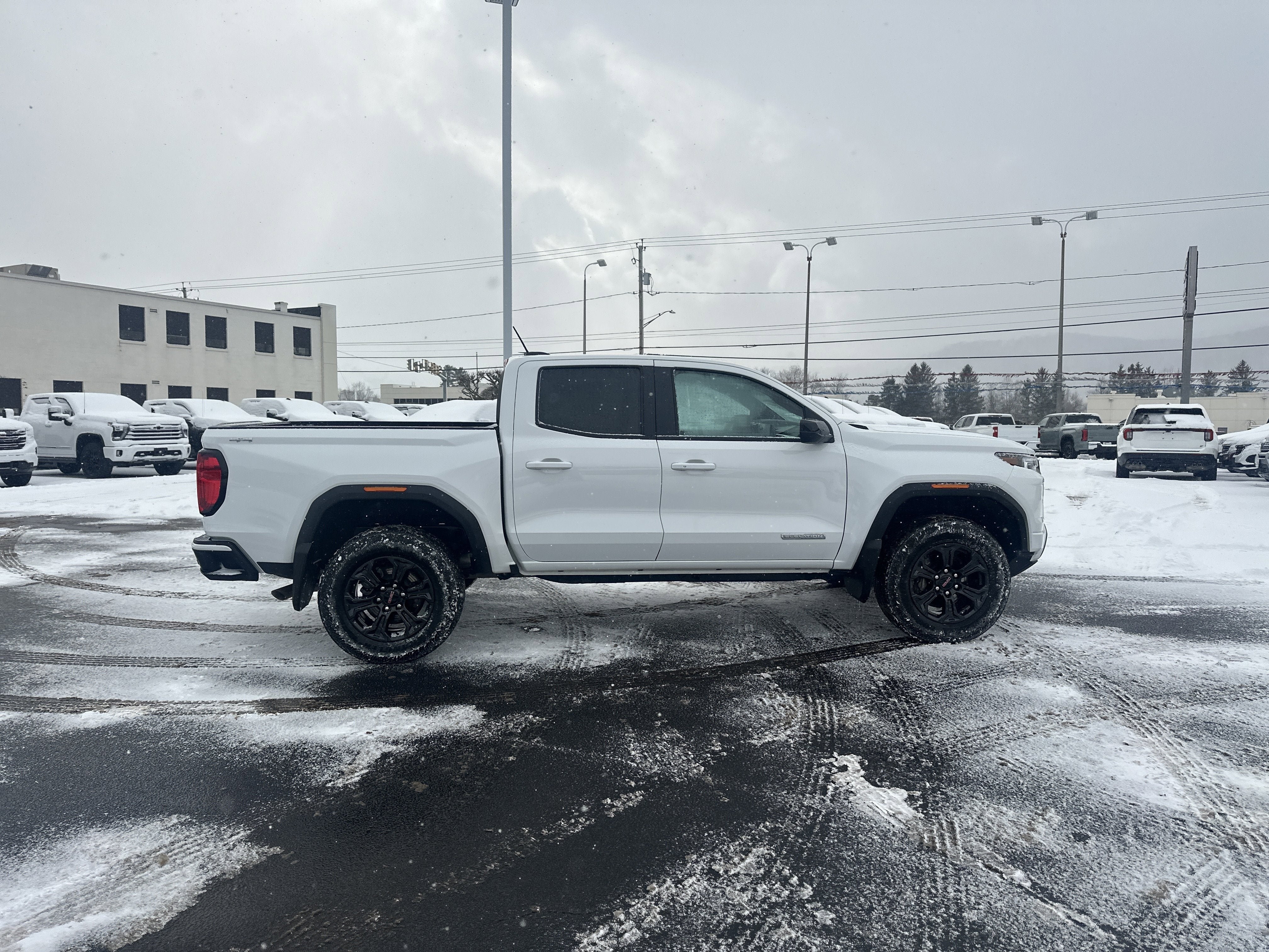 2025 GMC Canyon Elevation