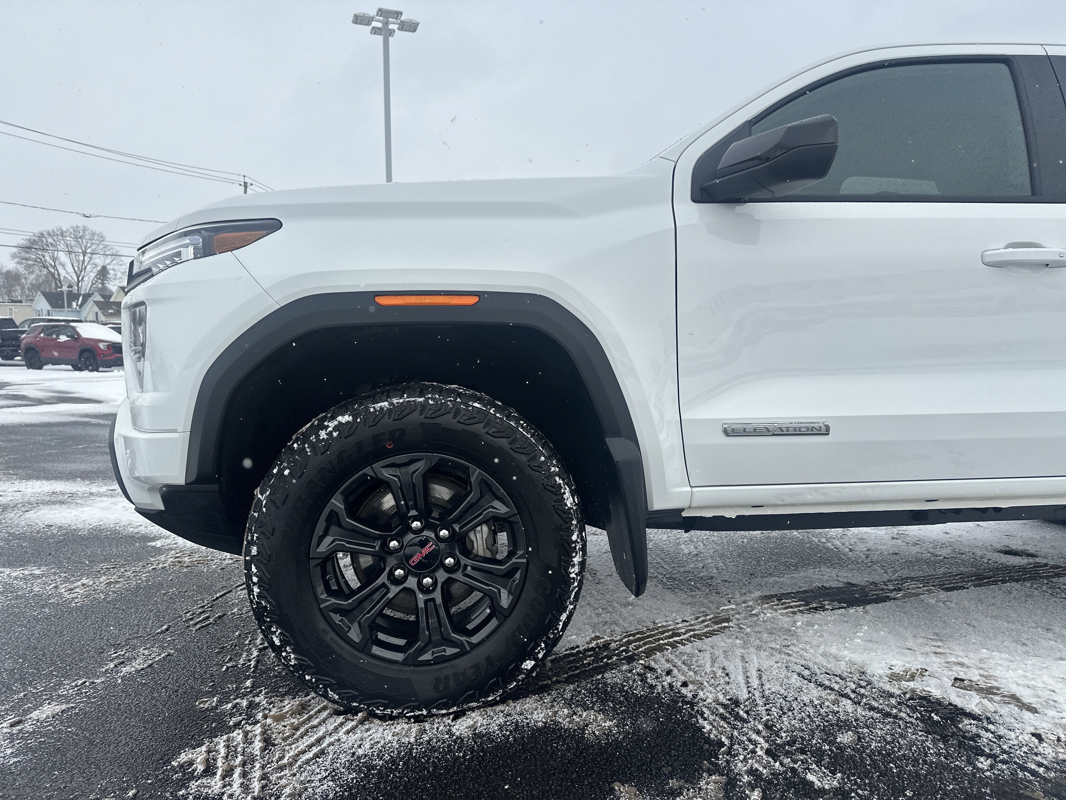 2025 GMC Canyon Elevation