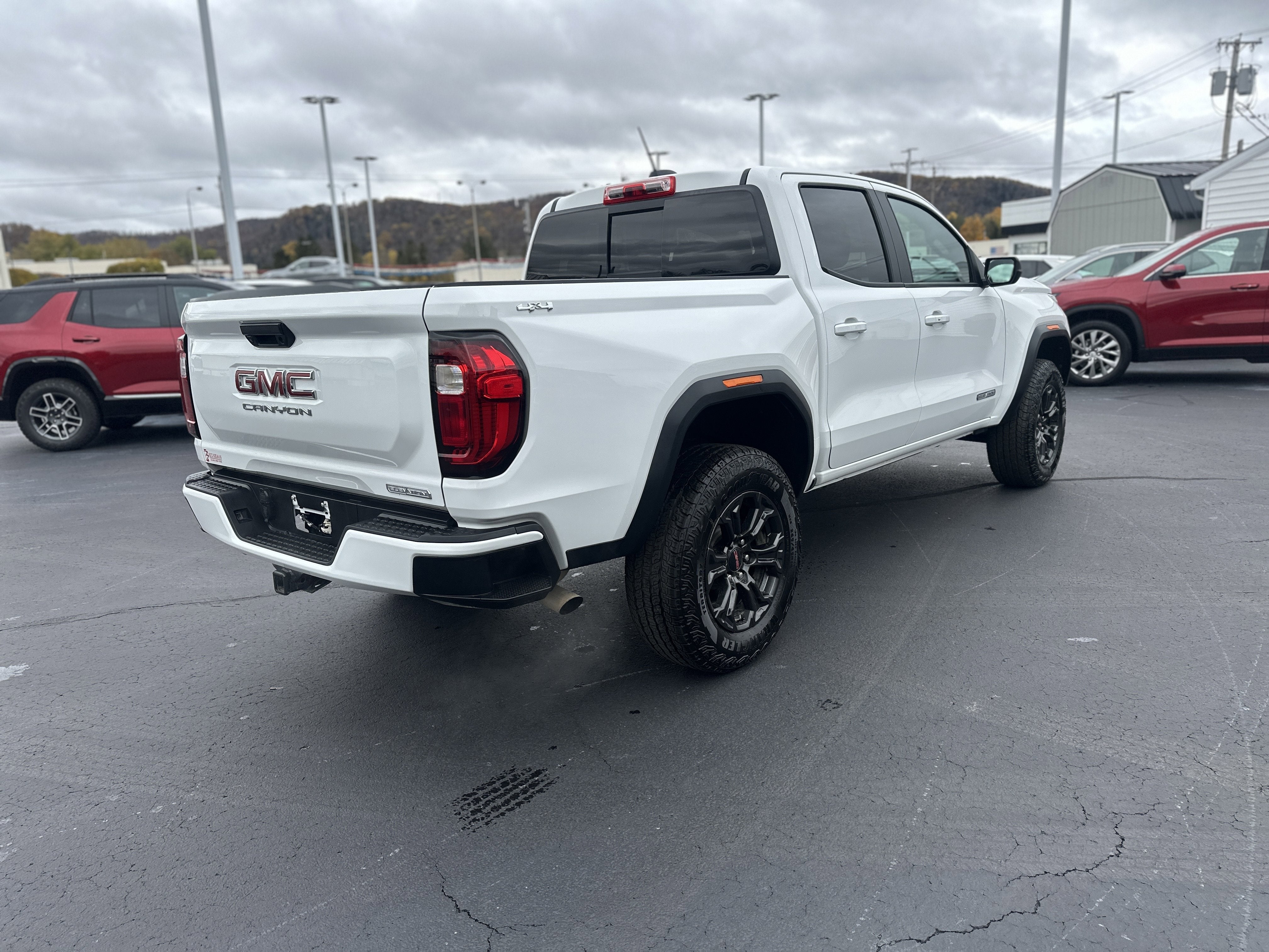 2024 GMC Canyon Elevation
