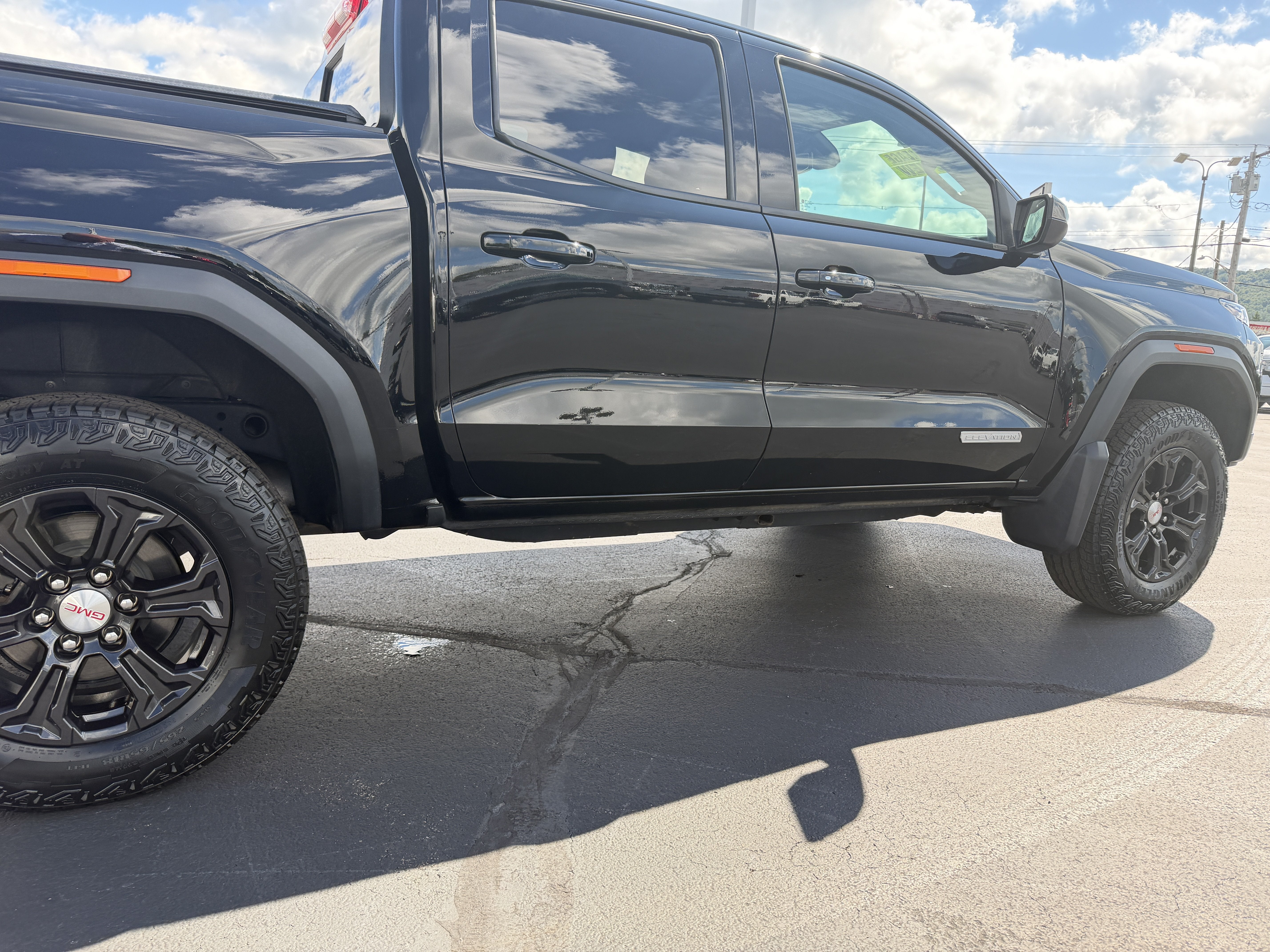 2024 GMC Canyon Elevation
