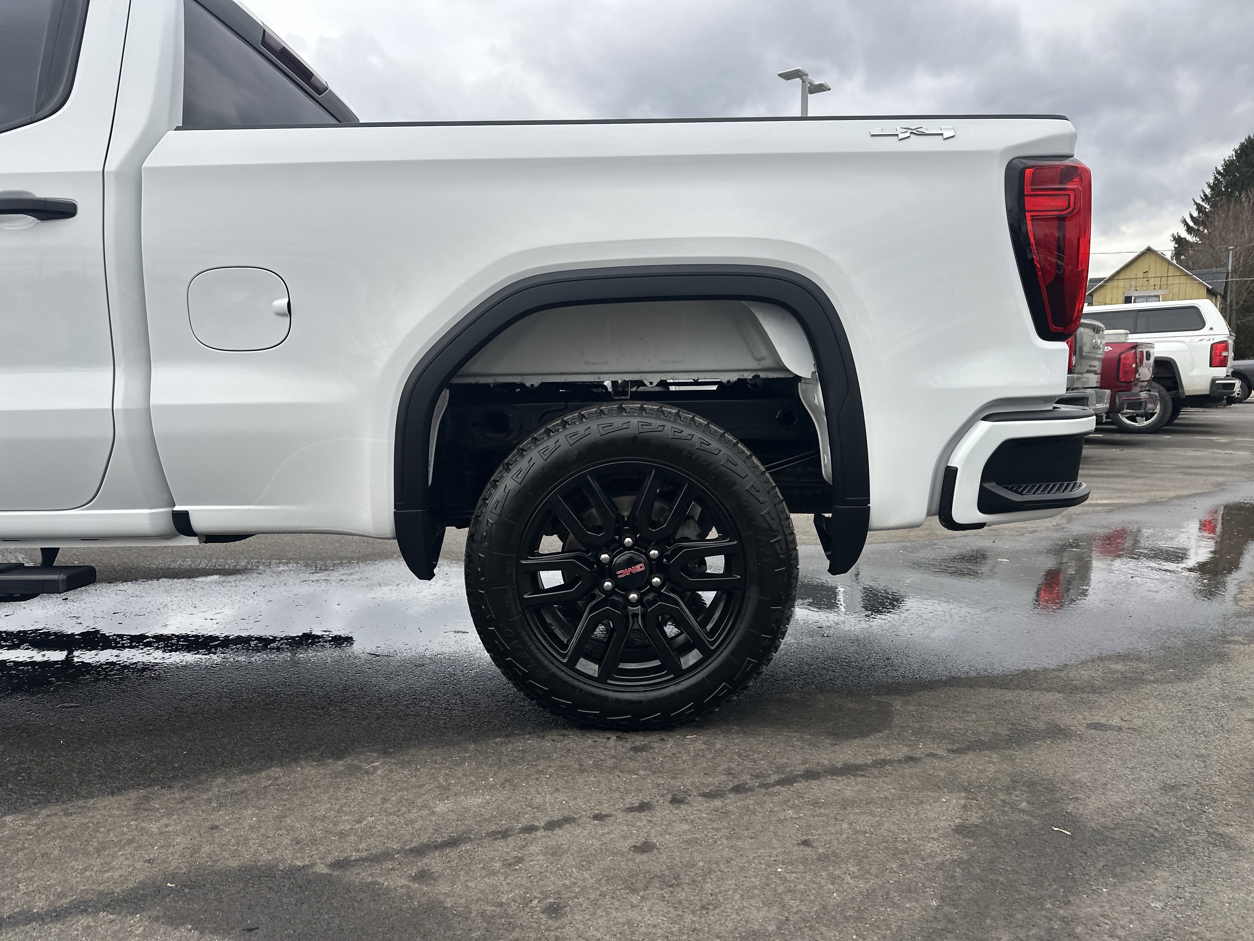 2023 GMC Sierra 1500 Pro