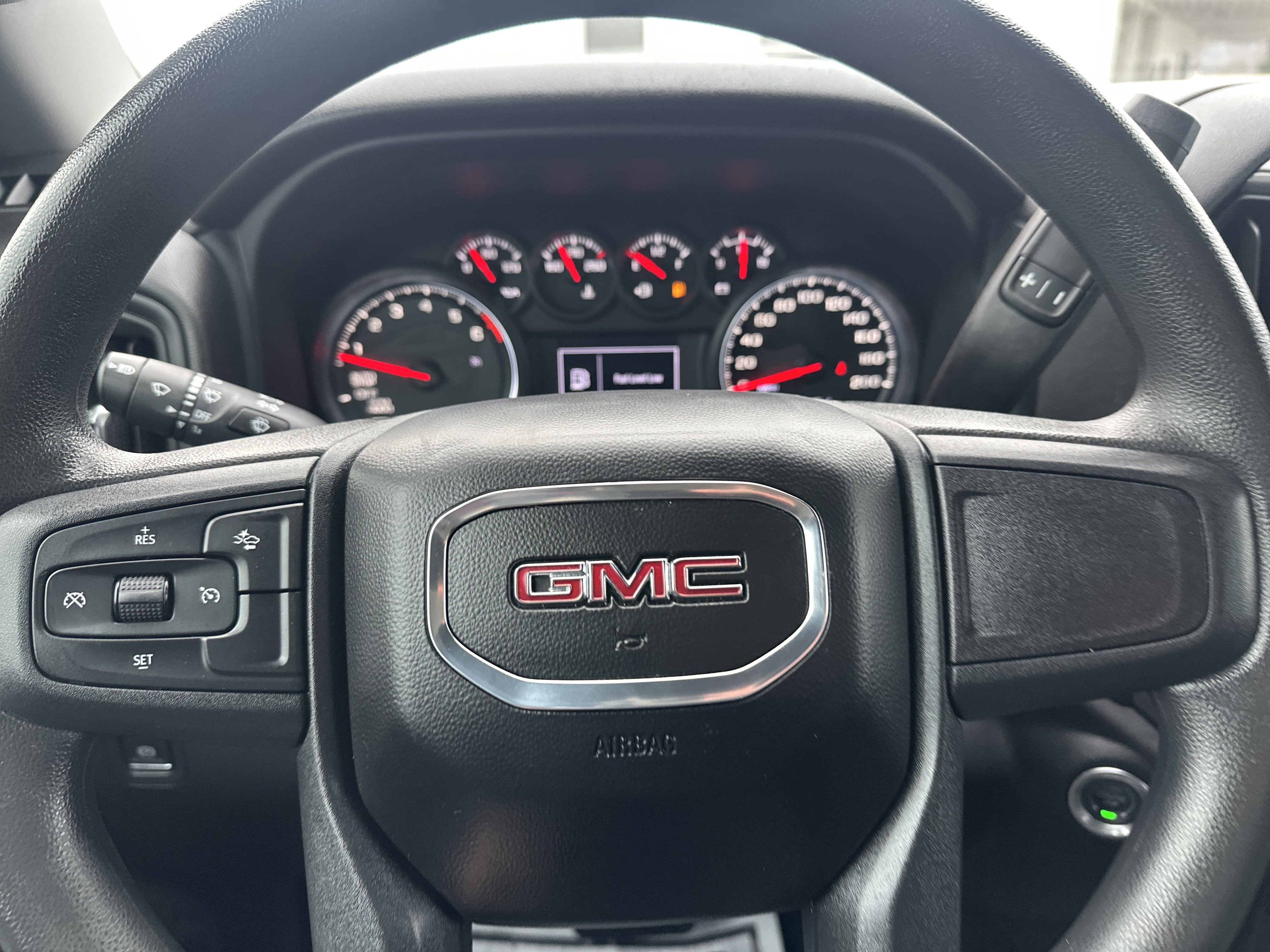 2023 GMC Sierra 1500 Pro