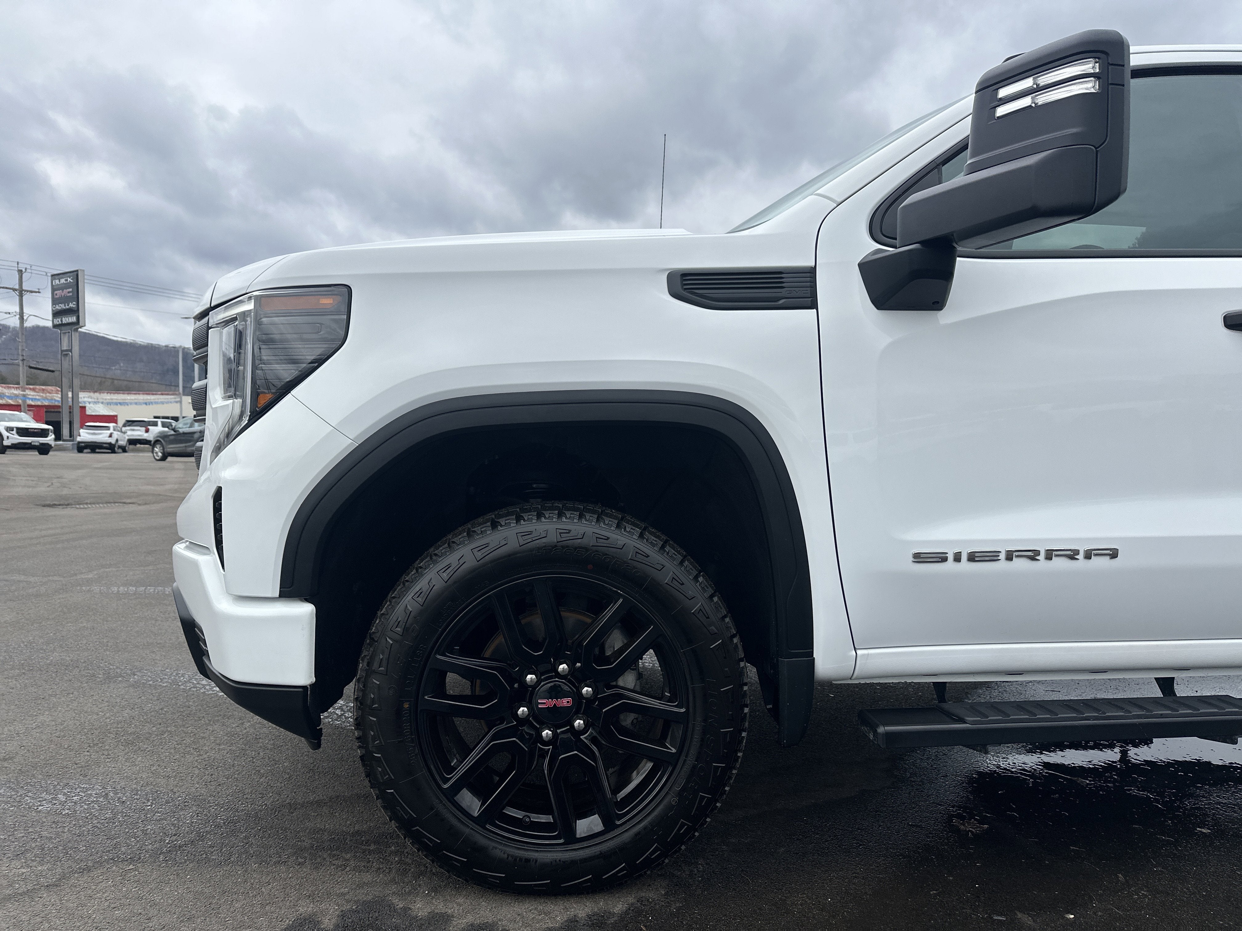 2023 GMC Sierra 1500 Pro