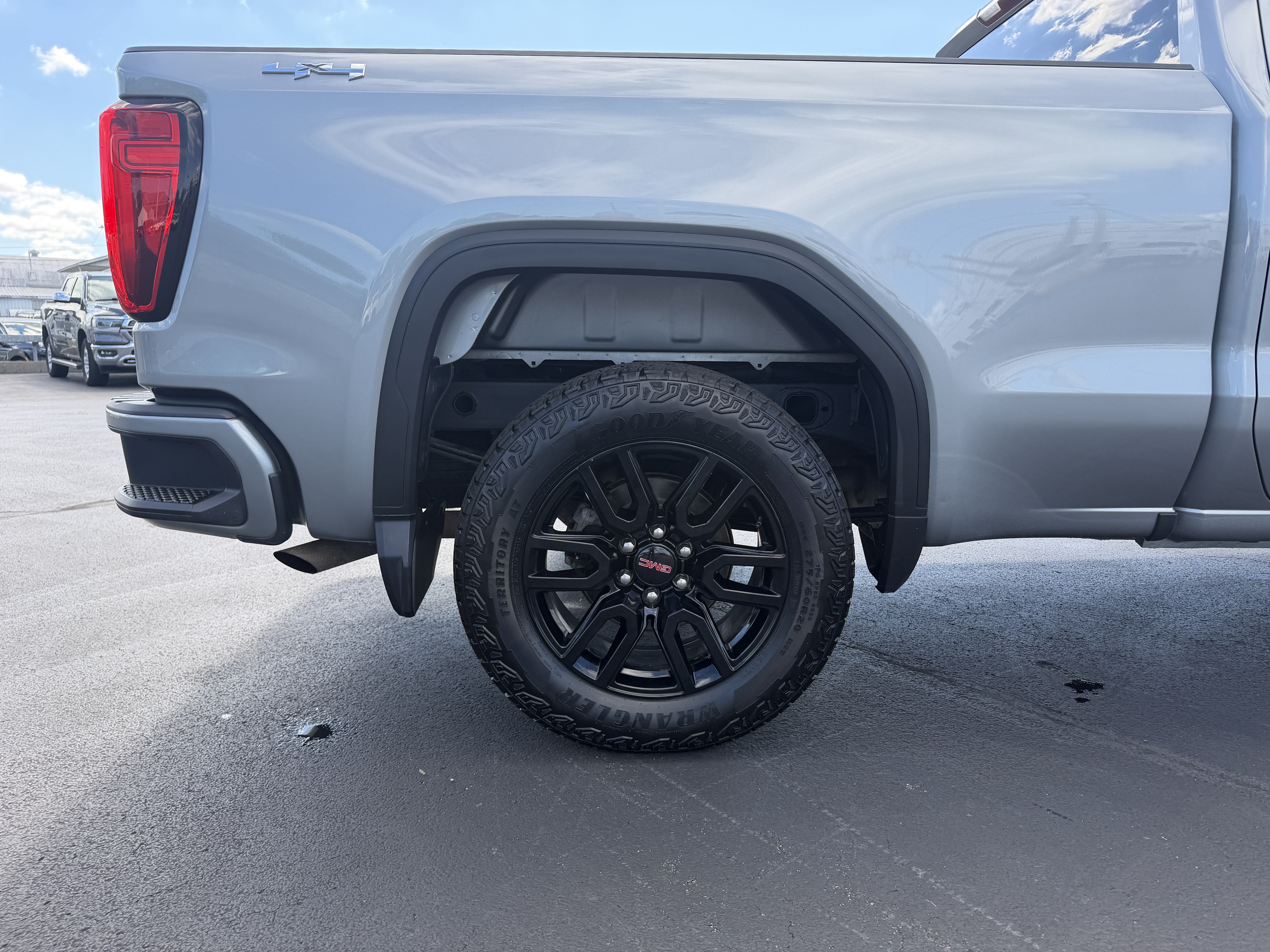 2023 GMC Sierra 1500 Pro