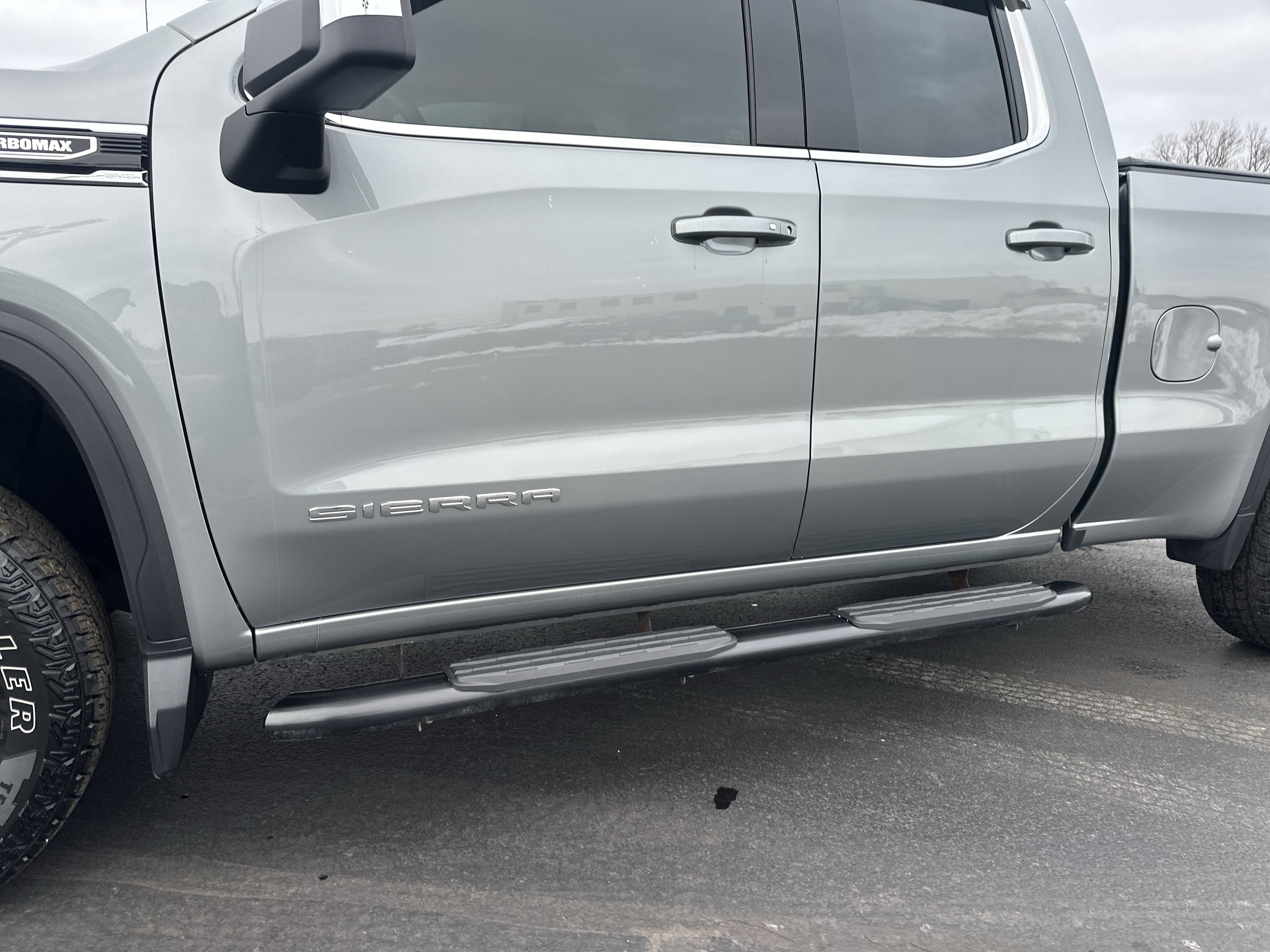 2025 GMC Sierra 1500 SLE