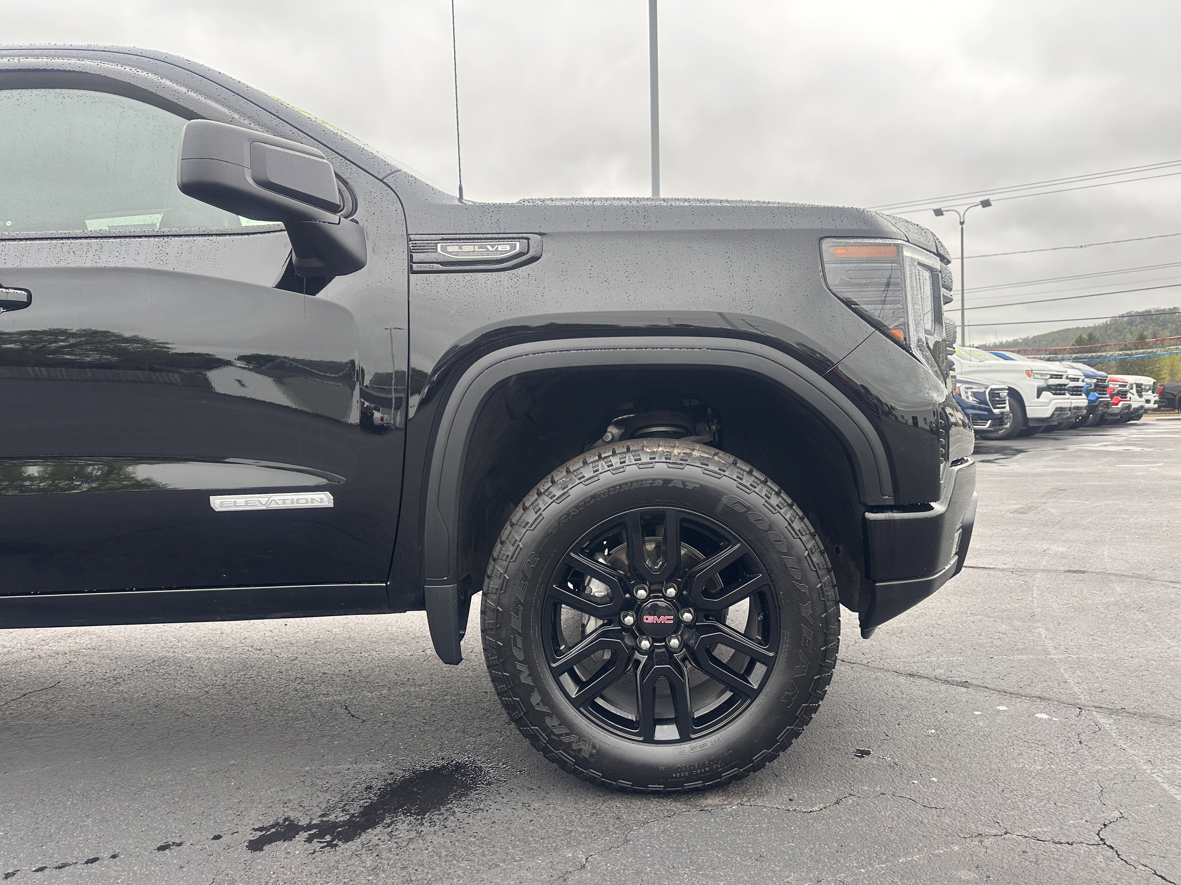 2023 GMC Sierra 1500 Elevation