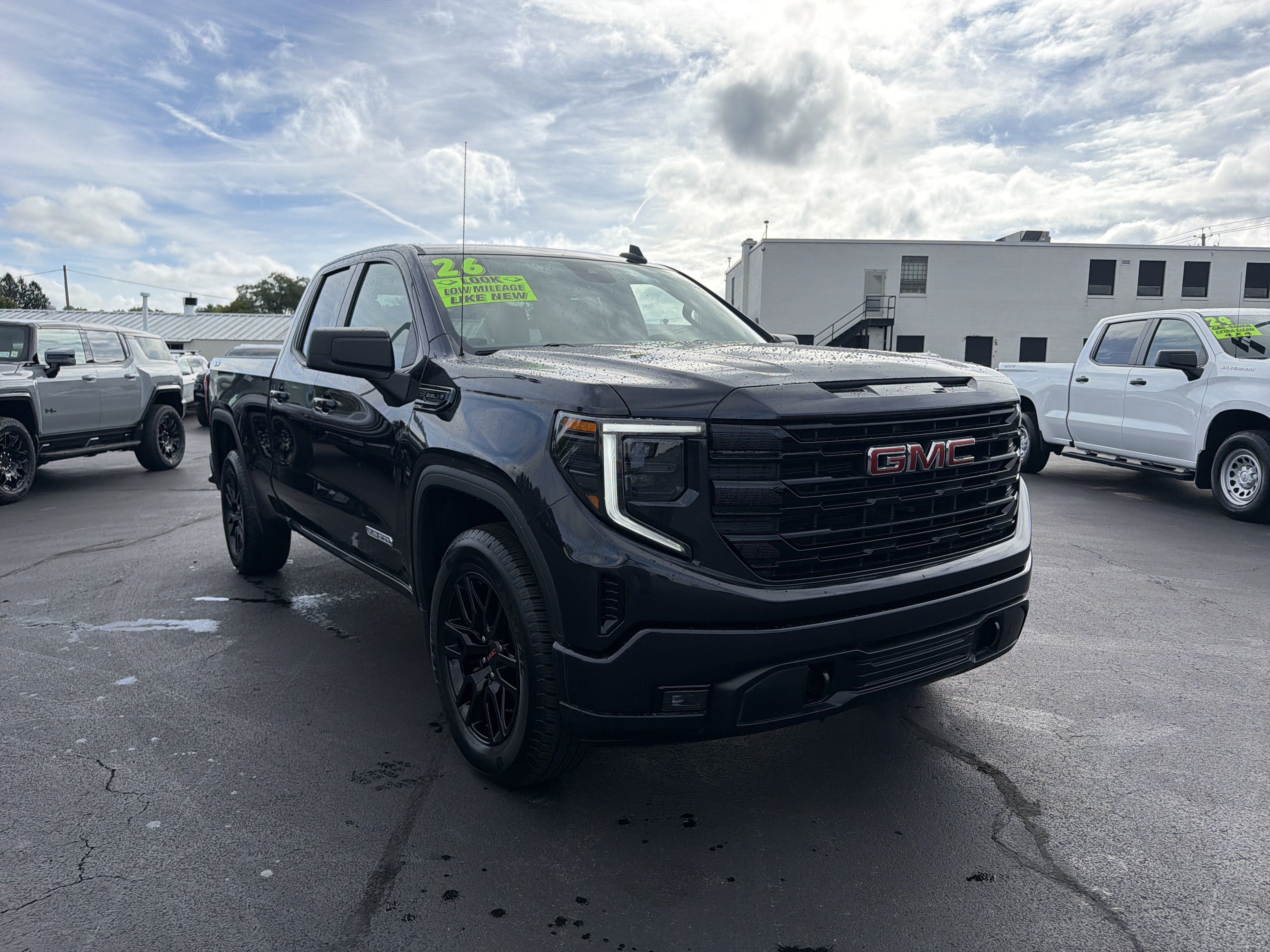 2026 GMC Sierra 1500 Elevation