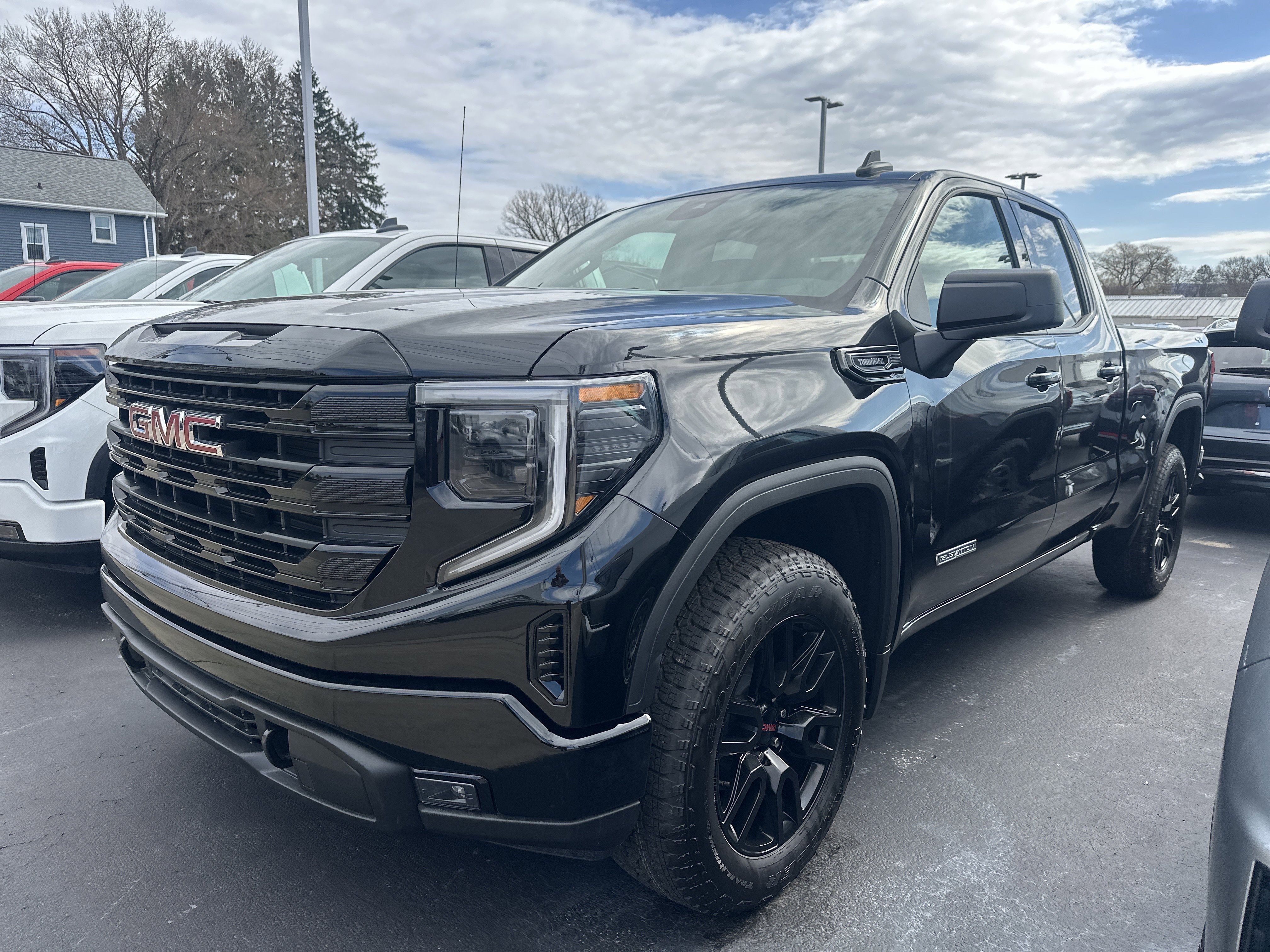 2026 GMC Sierra 1500 Elevation