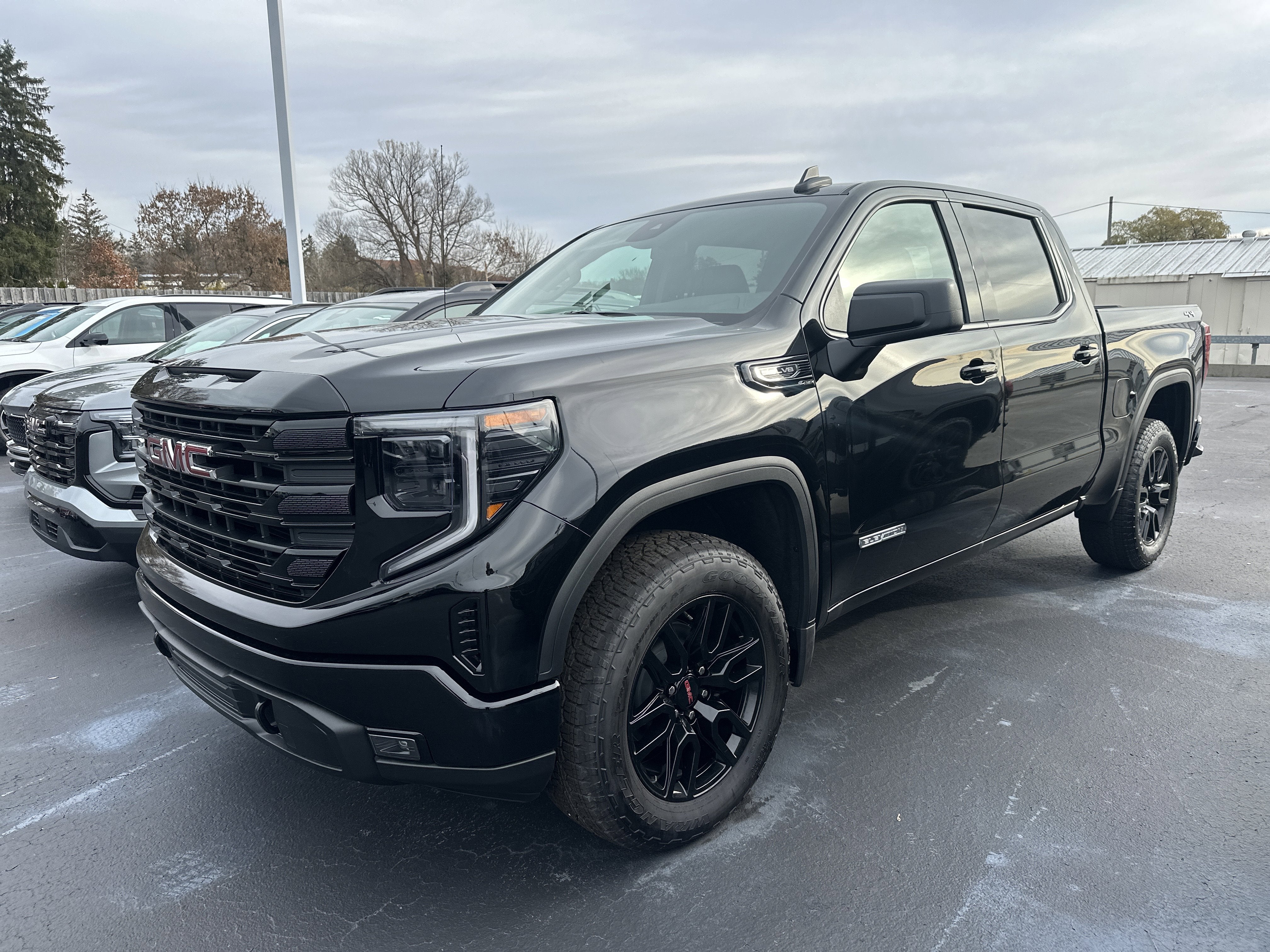 2026 GMC Sierra 1500 Elevation