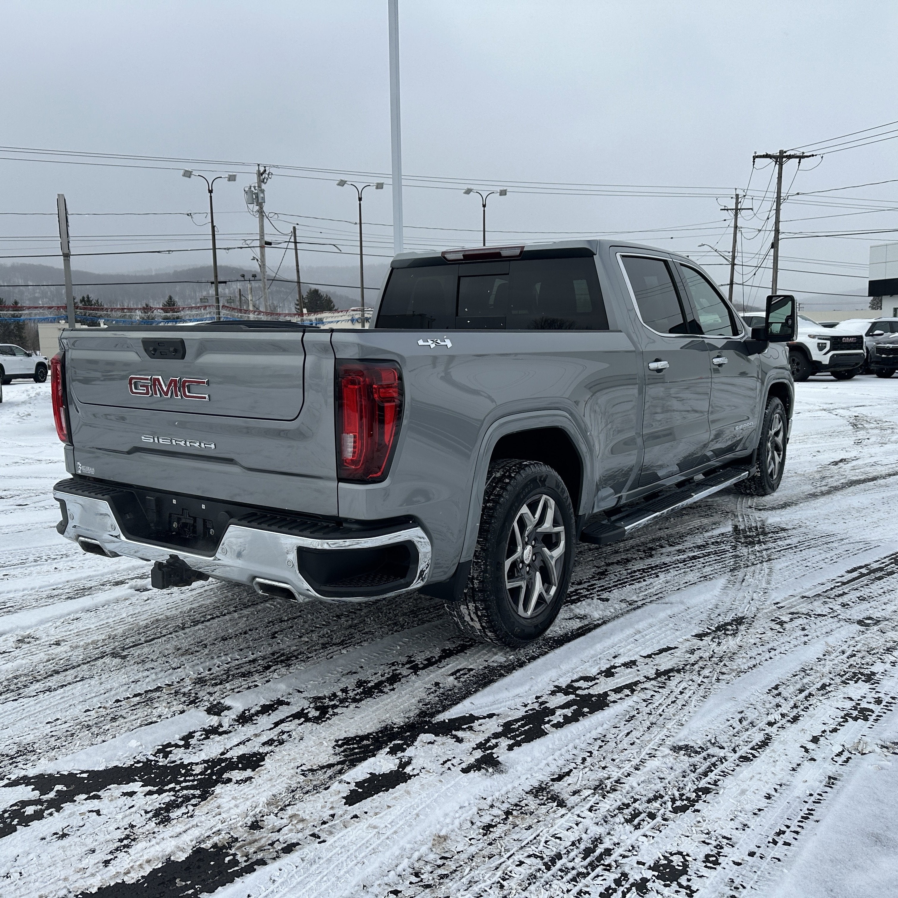 2023 GMC Sierra 1500 SLT