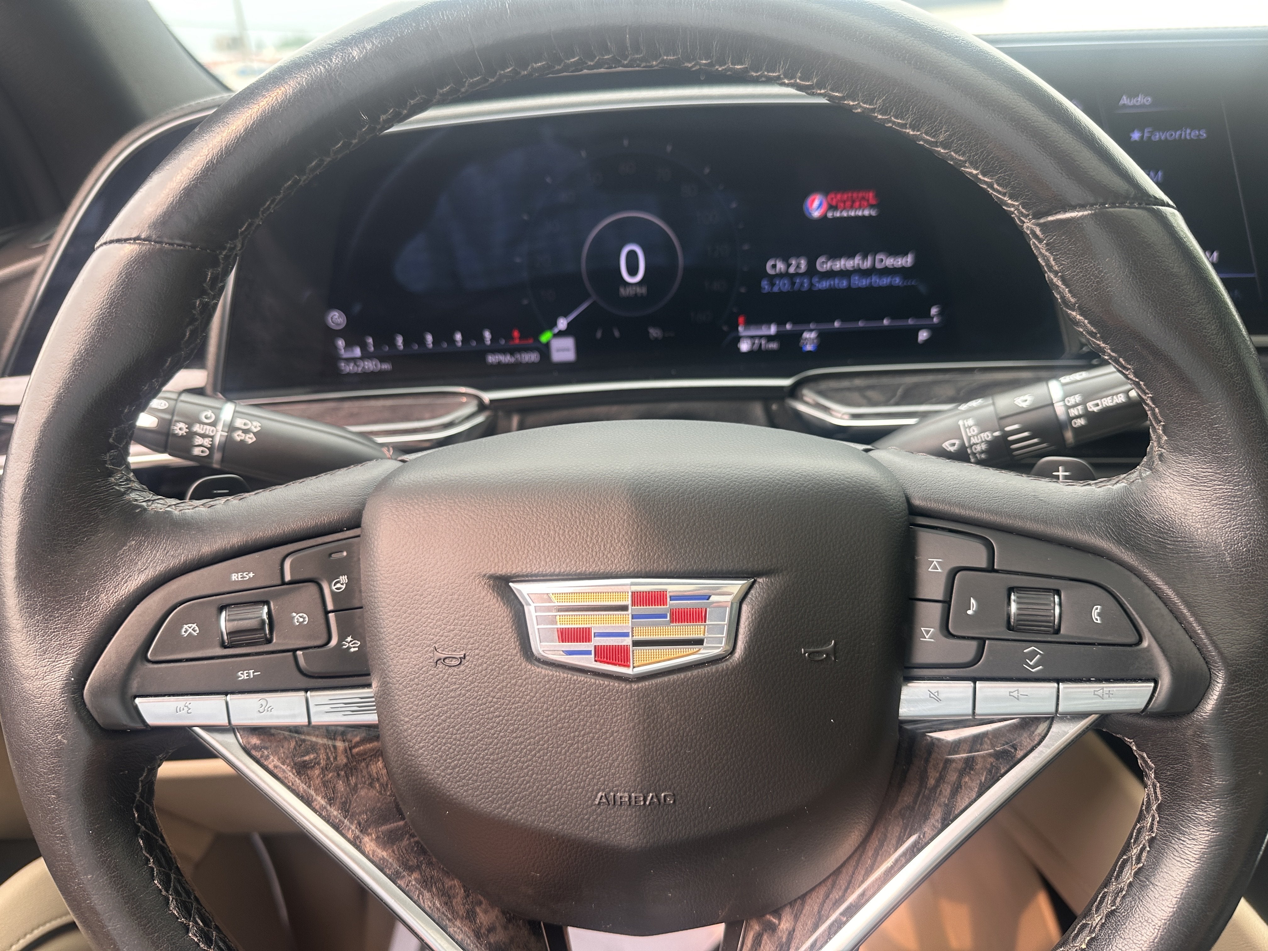 2023 Cadillac Escalade Premium Luxury
