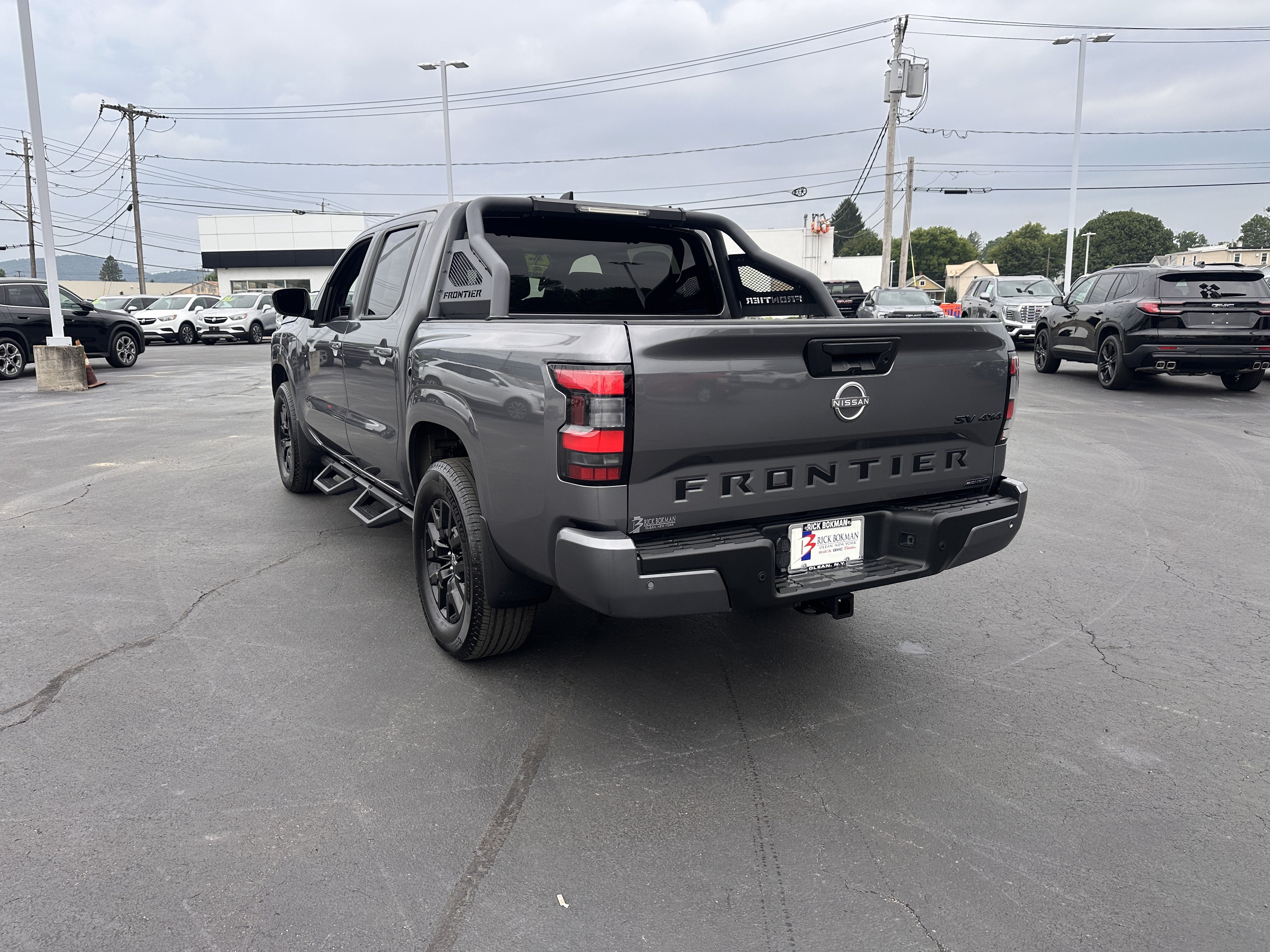2023 Nissan Frontier SV